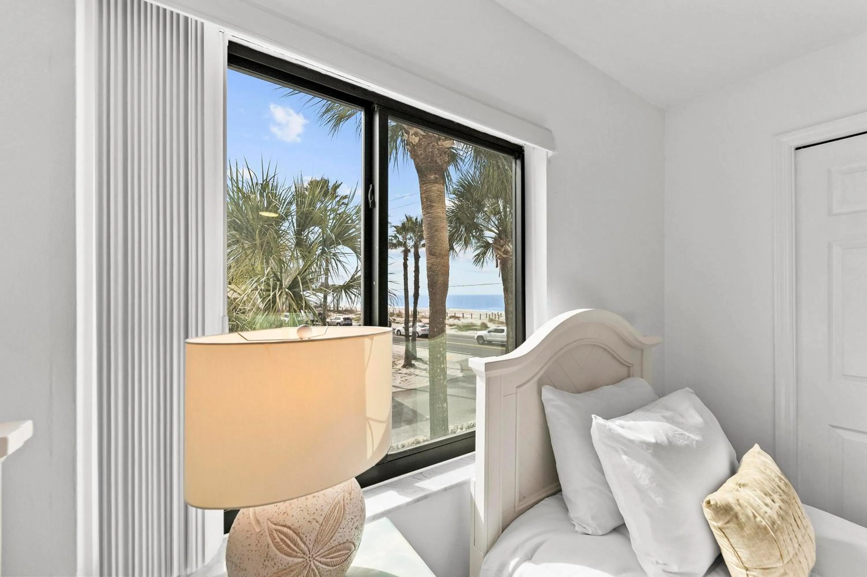 Bed in Anna Maria Island Beach Sands 101