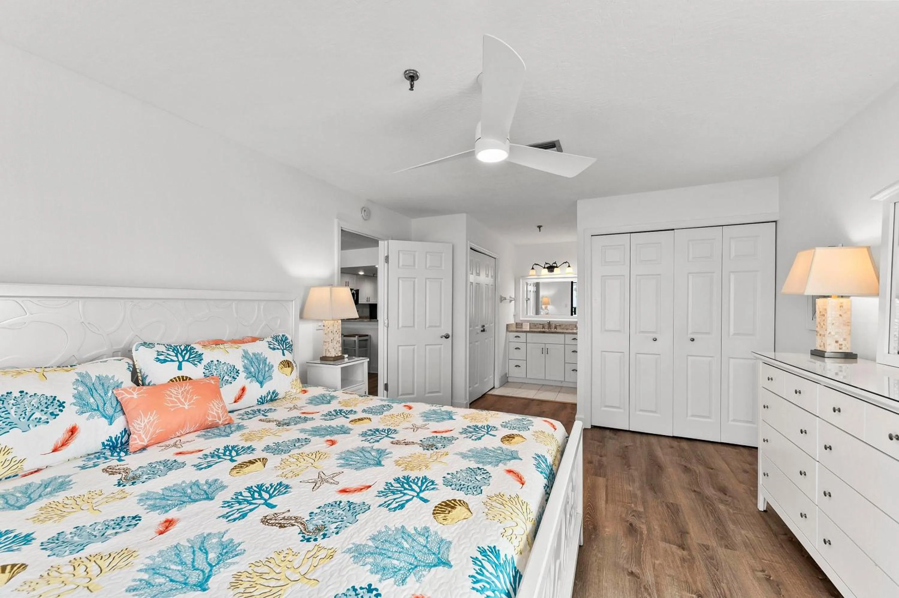 Bed in Anna Maria Island Beach Sands 101