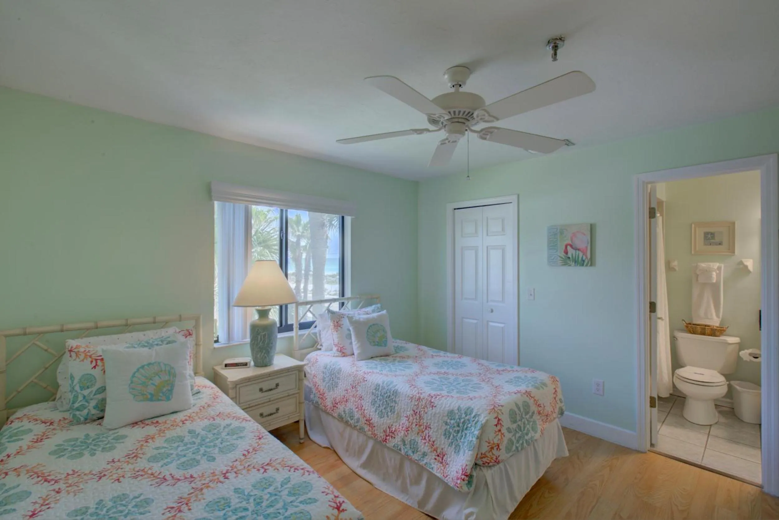 Property building, Bed in Anna Maria Island Beach Sands 101
