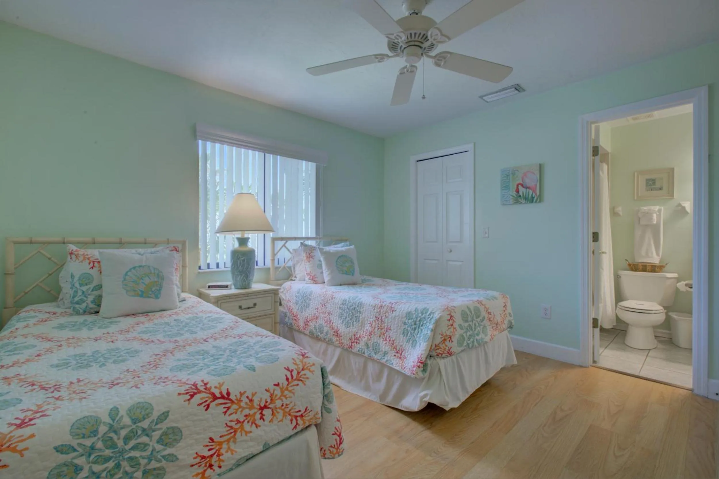 Property building, Bed in Anna Maria Island Beach Sands 101