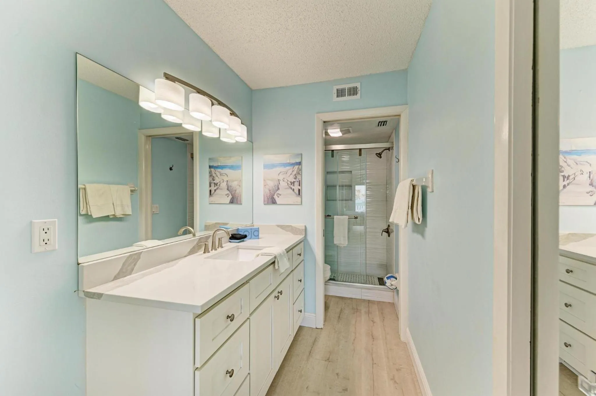 Property building in Anna Maria Island Beach Palms 6B