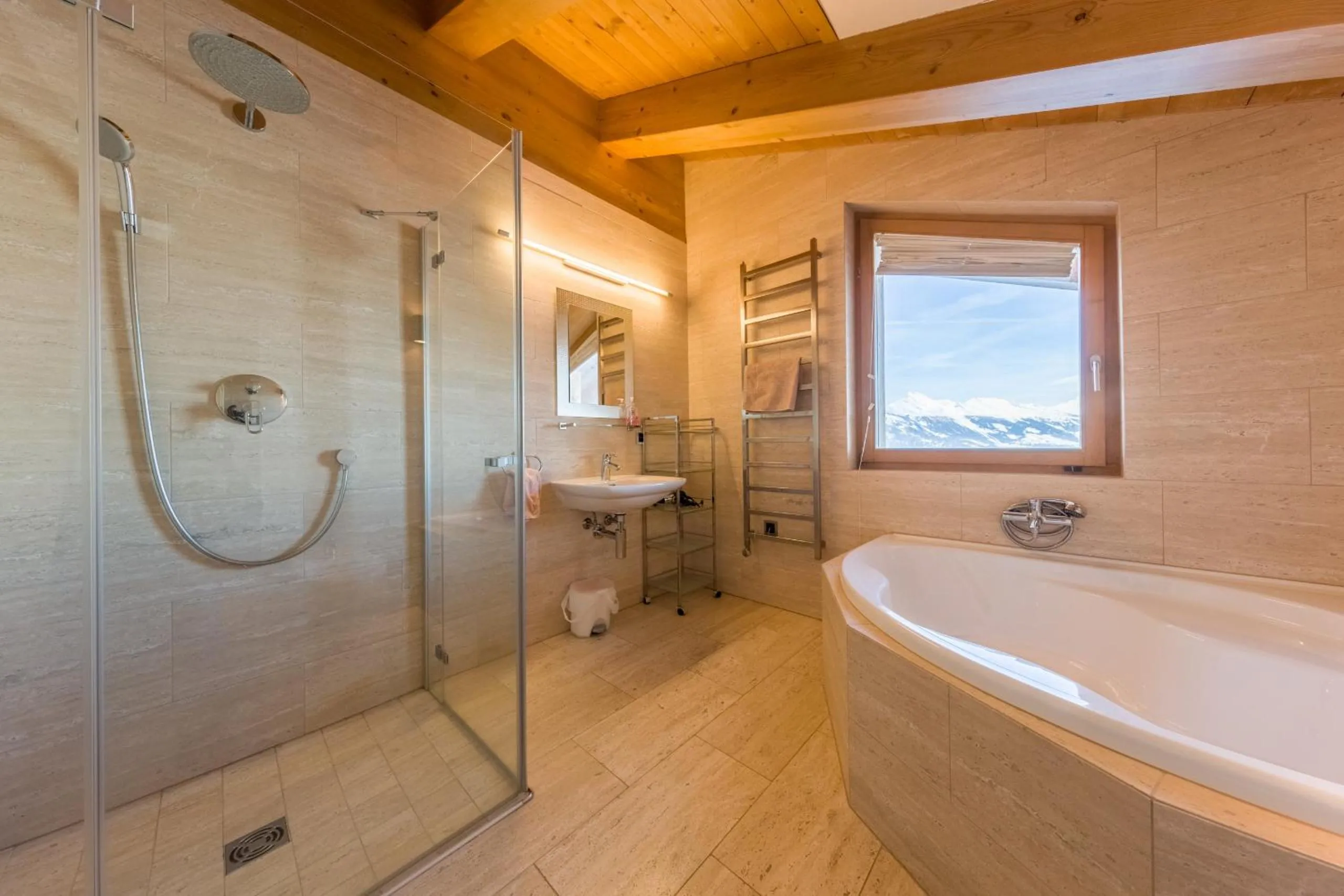 Bathroom in Chalet Enchanteur