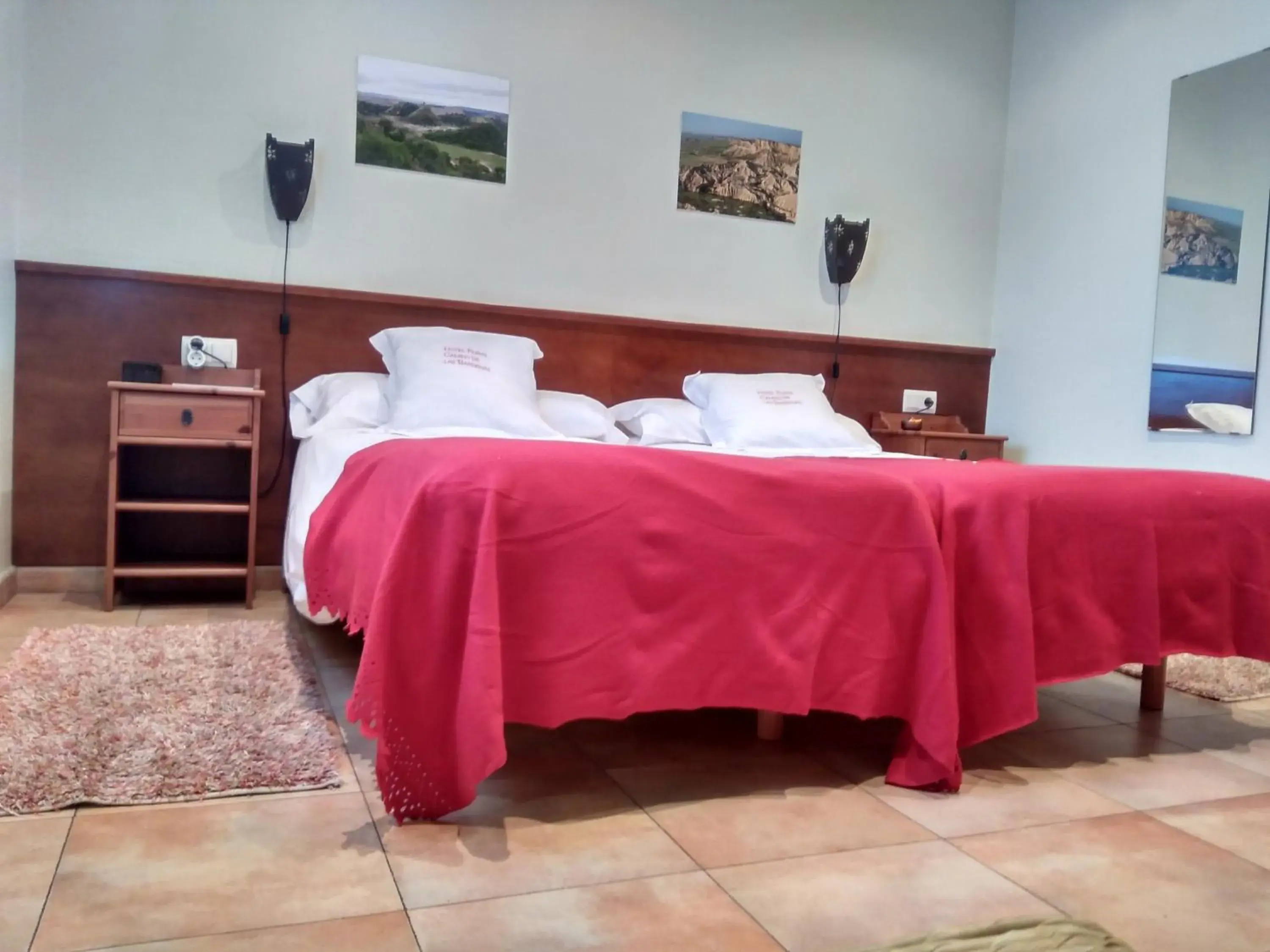 Twin Room in Camino de las Bardenas Twin Room in Camino de las Bardenas