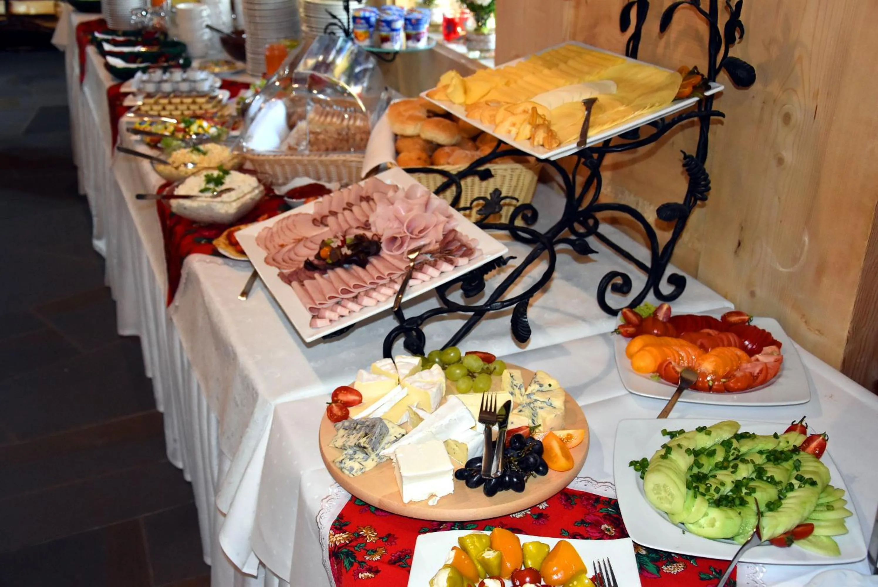 Breakfast in Tatrzański Bór Apartamenty