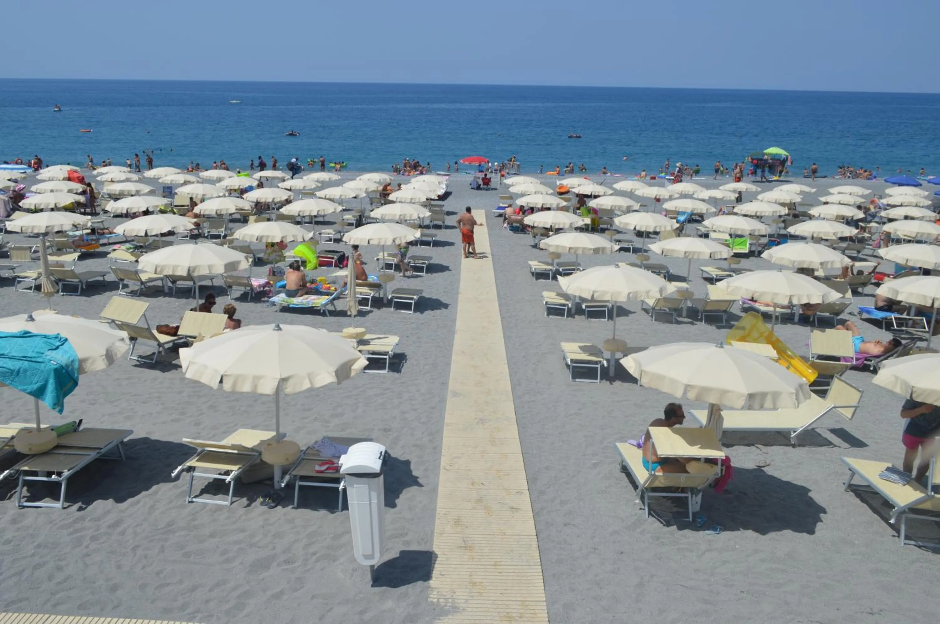 Beach in Primavera Club - Hotel Residence