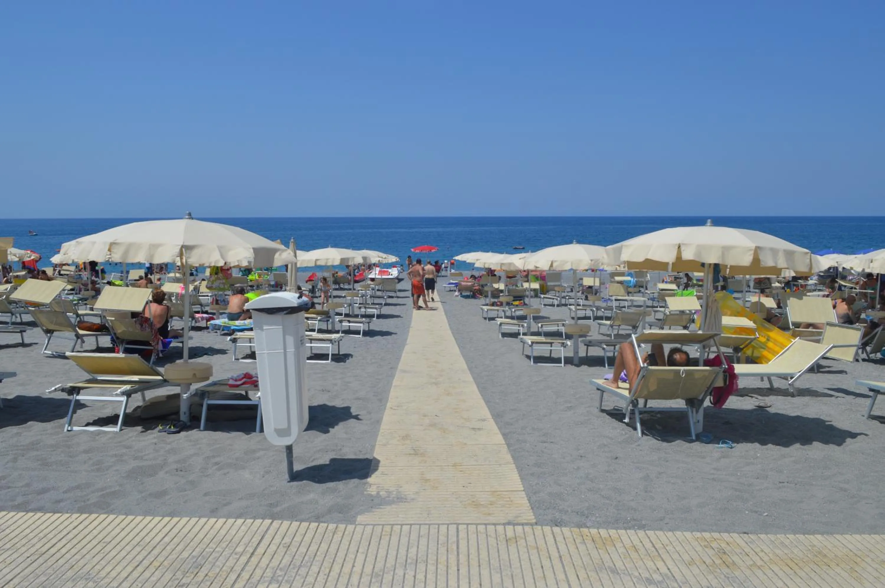 Beach in Primavera Club - Hotel Residence