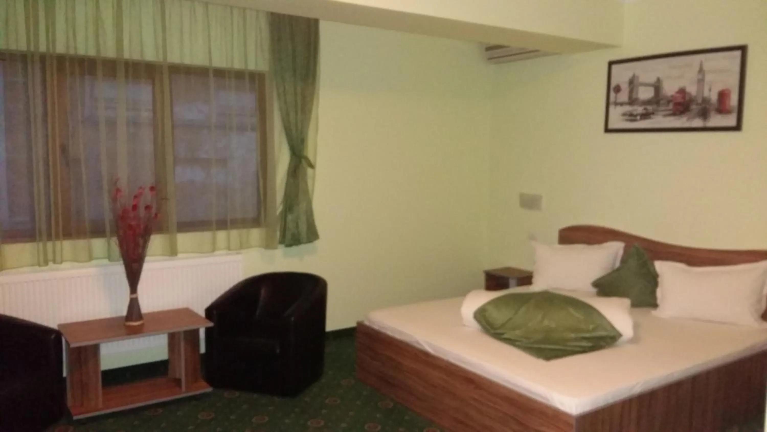 Photo of the whole room, Bed in Hotel Corneliuss