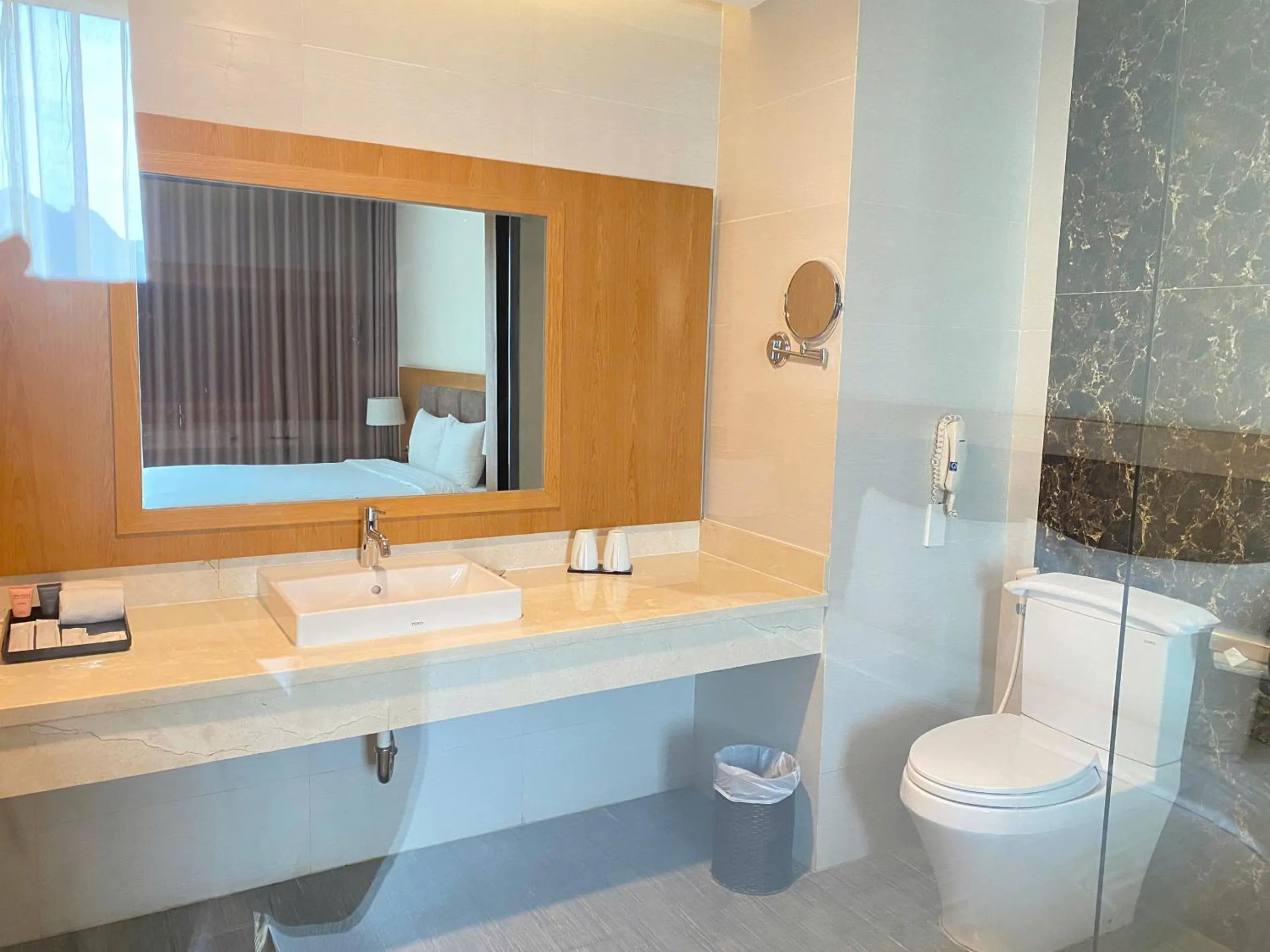 Bathroom in Muong Thanh Holiday Con Cuong