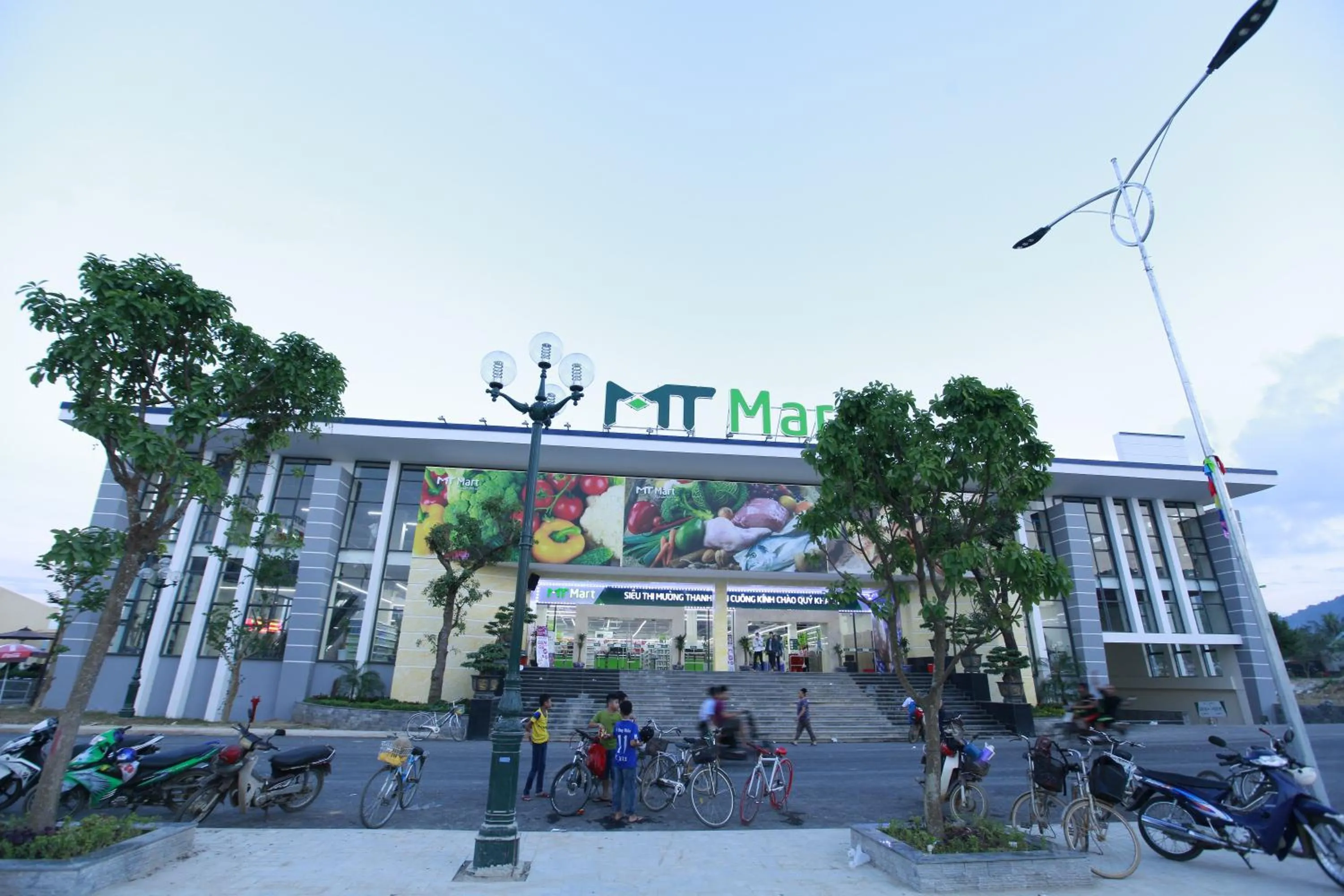 Supermarket/grocery shop in Muong Thanh Holiday Con Cuong