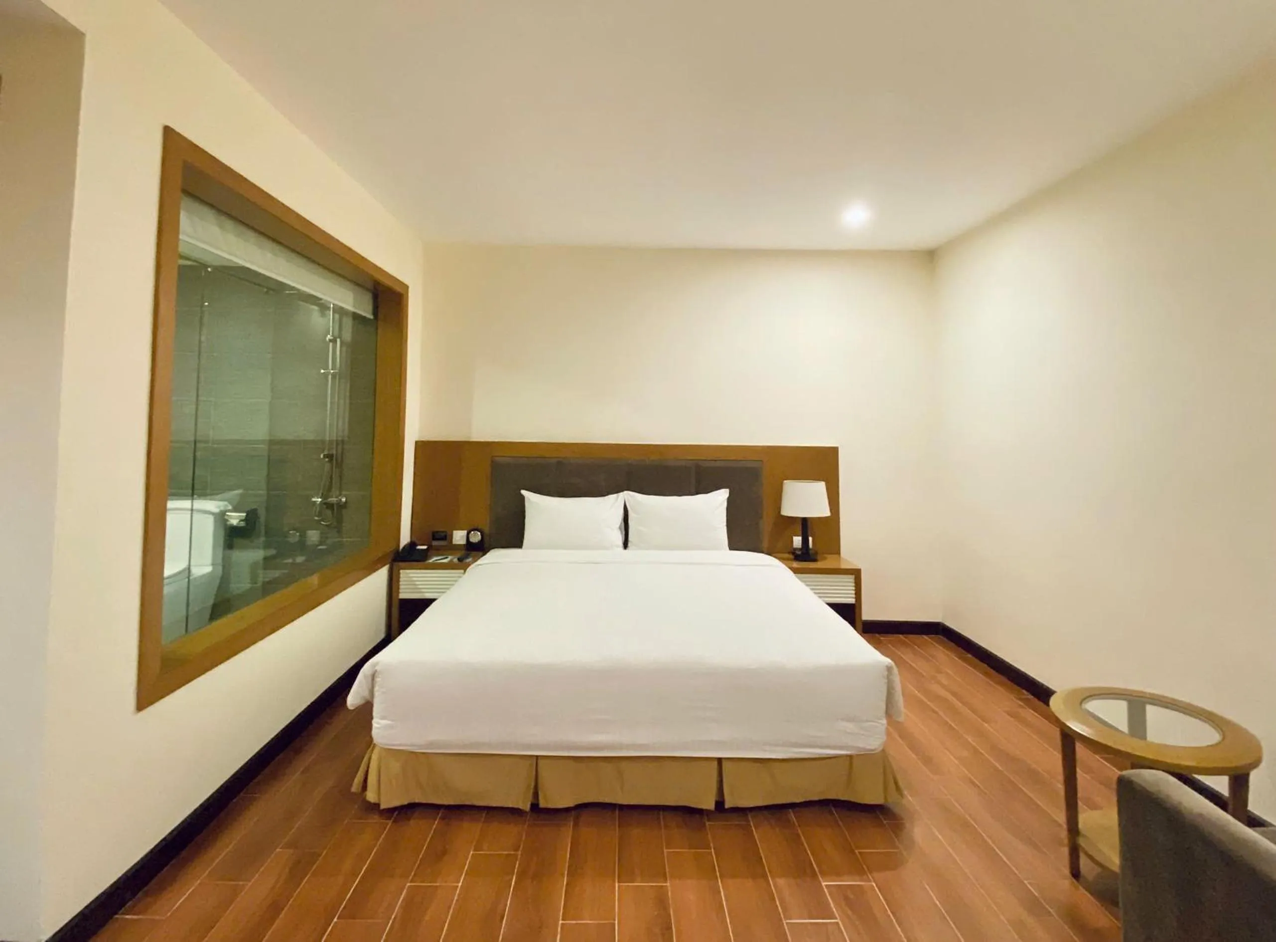 Bed in Muong Thanh Holiday Con Cuong