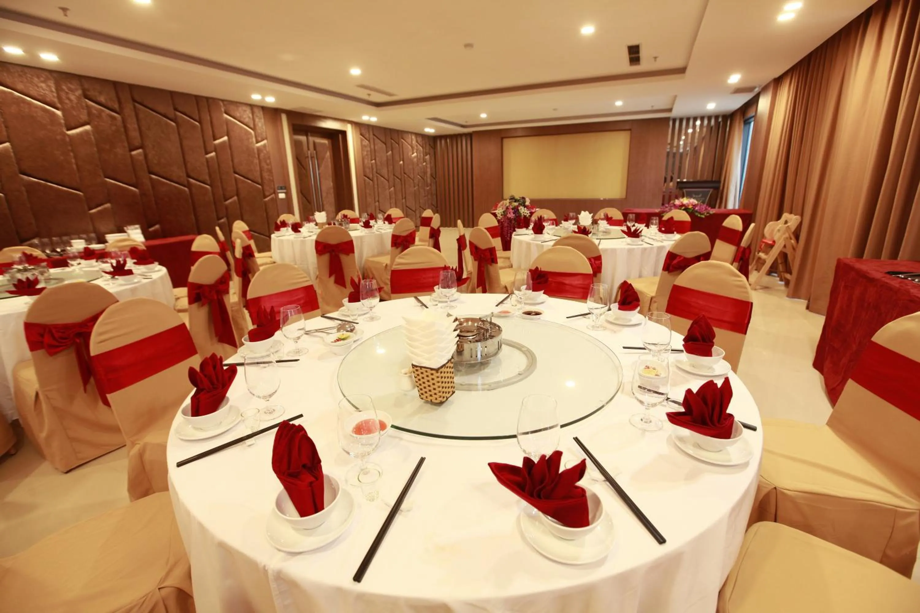 Banquet/Function facilities in Muong Thanh Holiday Con Cuong