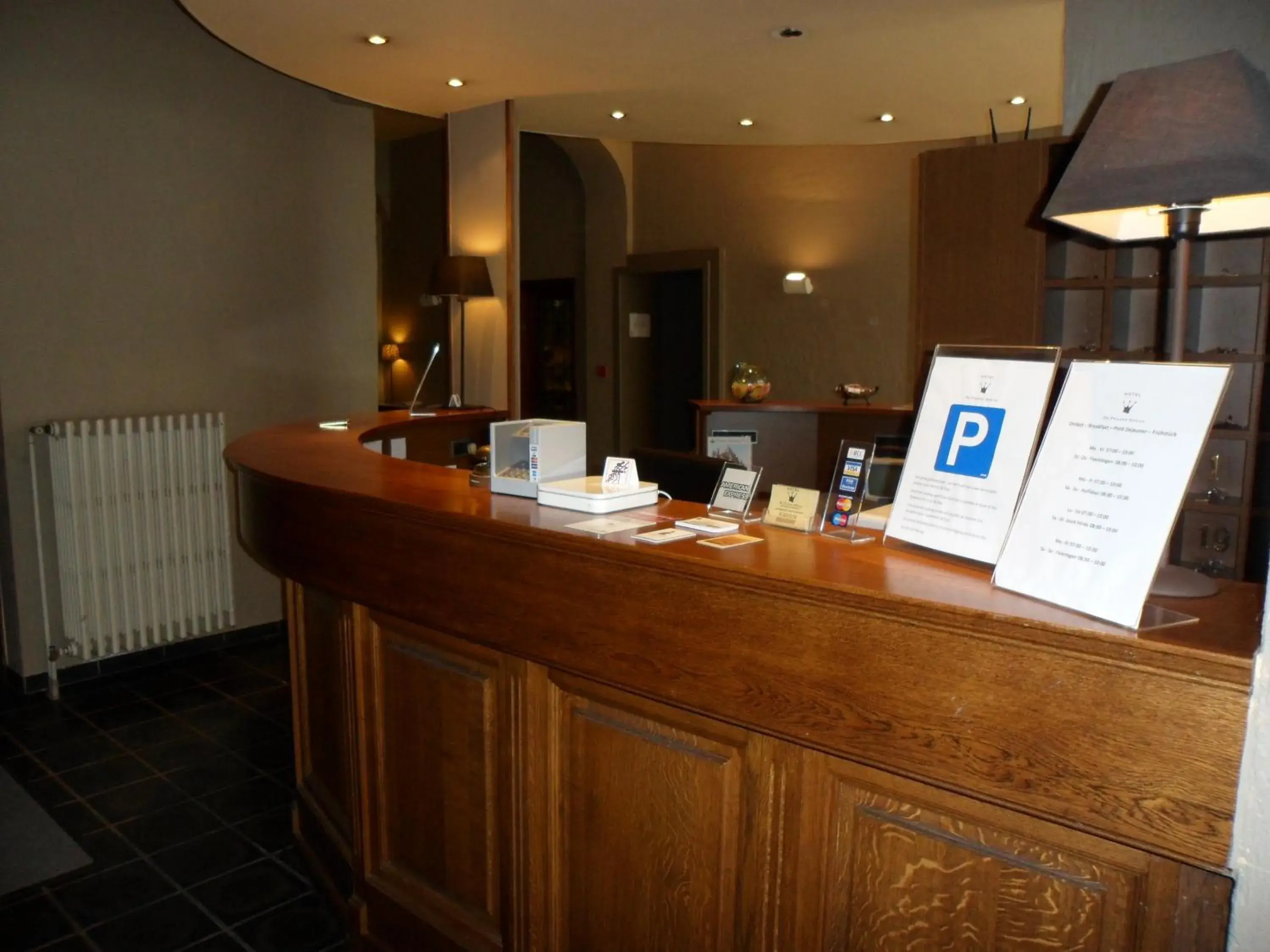 Lobby or reception in Hotel De Franse Kroon Lobby or reception in Hotel De Franse Kroon