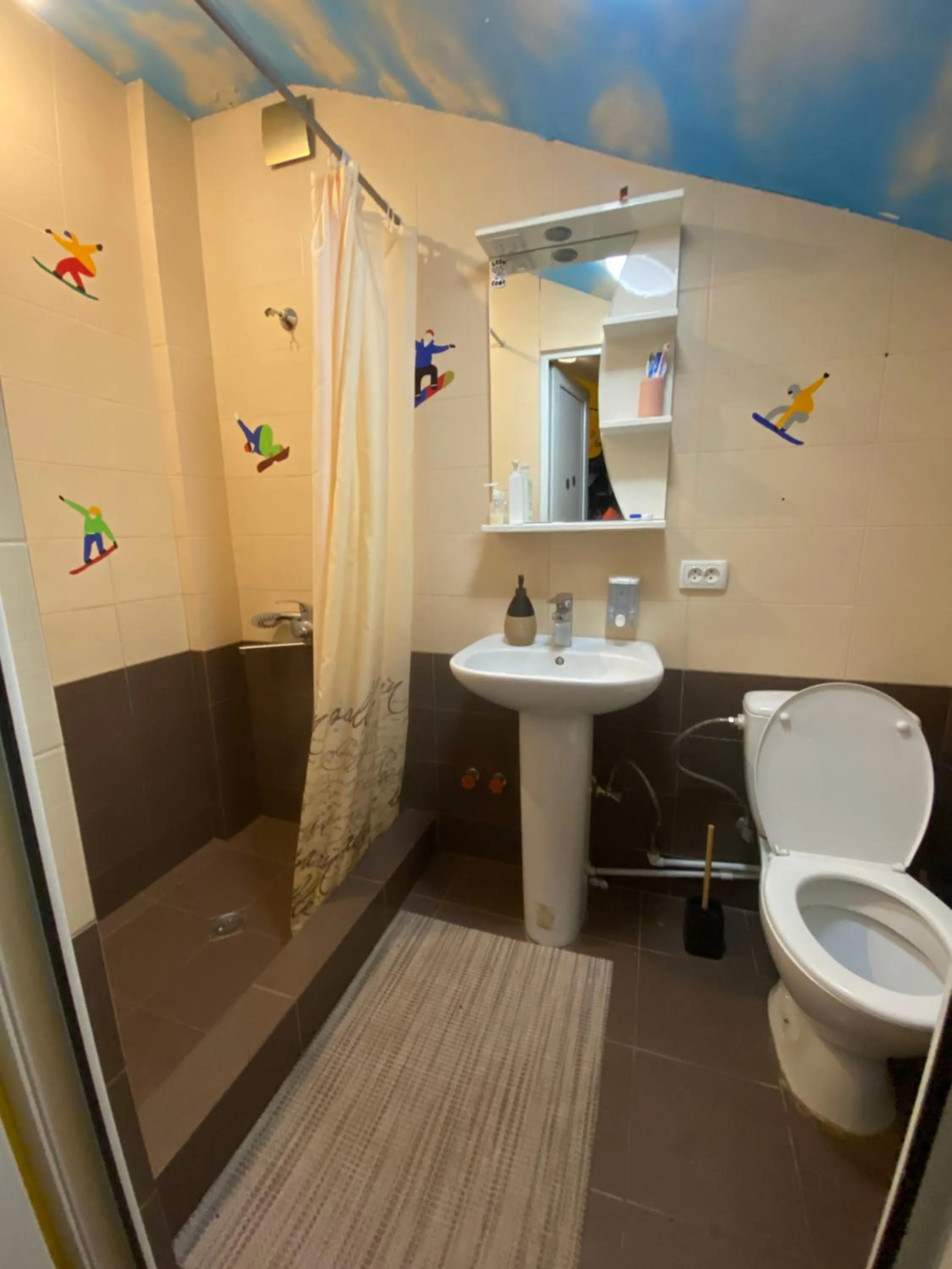 Shower in Riders House New Gudauri