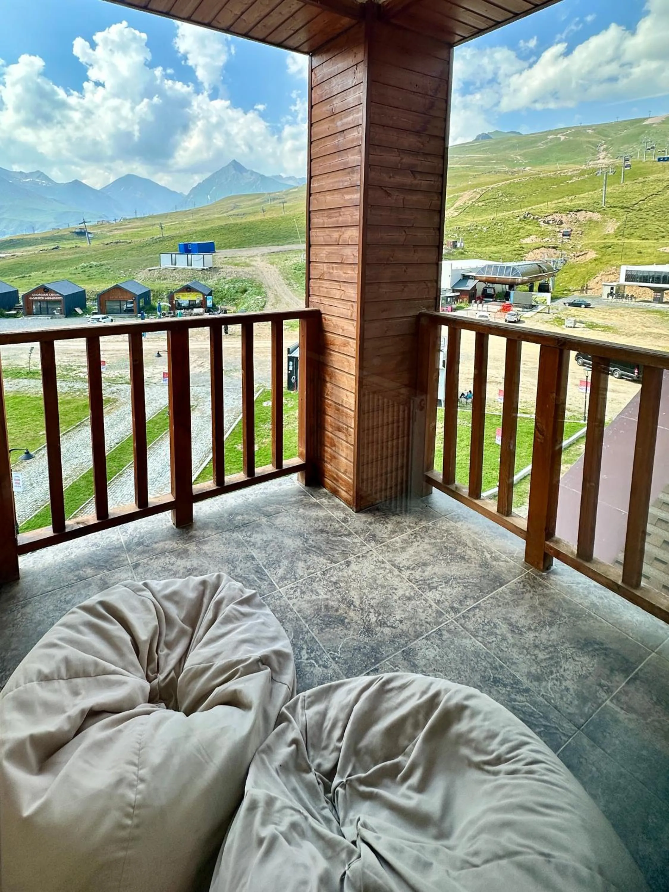 Day, Bed in Riders House New Gudauri
