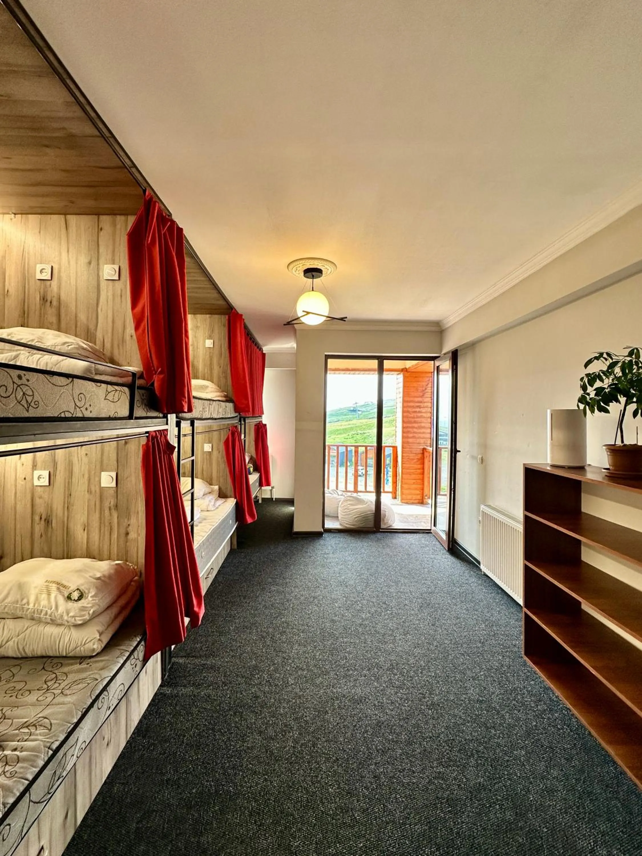 Balcony/Terrace, Bed in Riders House New Gudauri