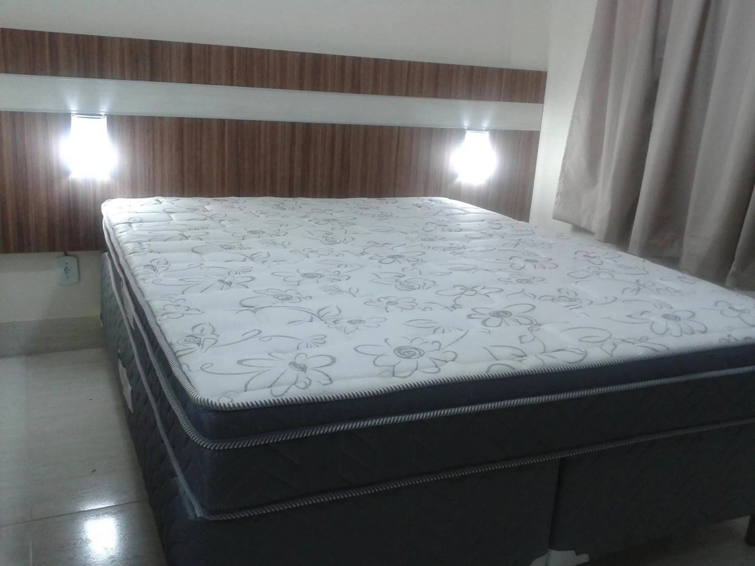 Bed in L'acqua DiRoma - Gran Caldas Reservas