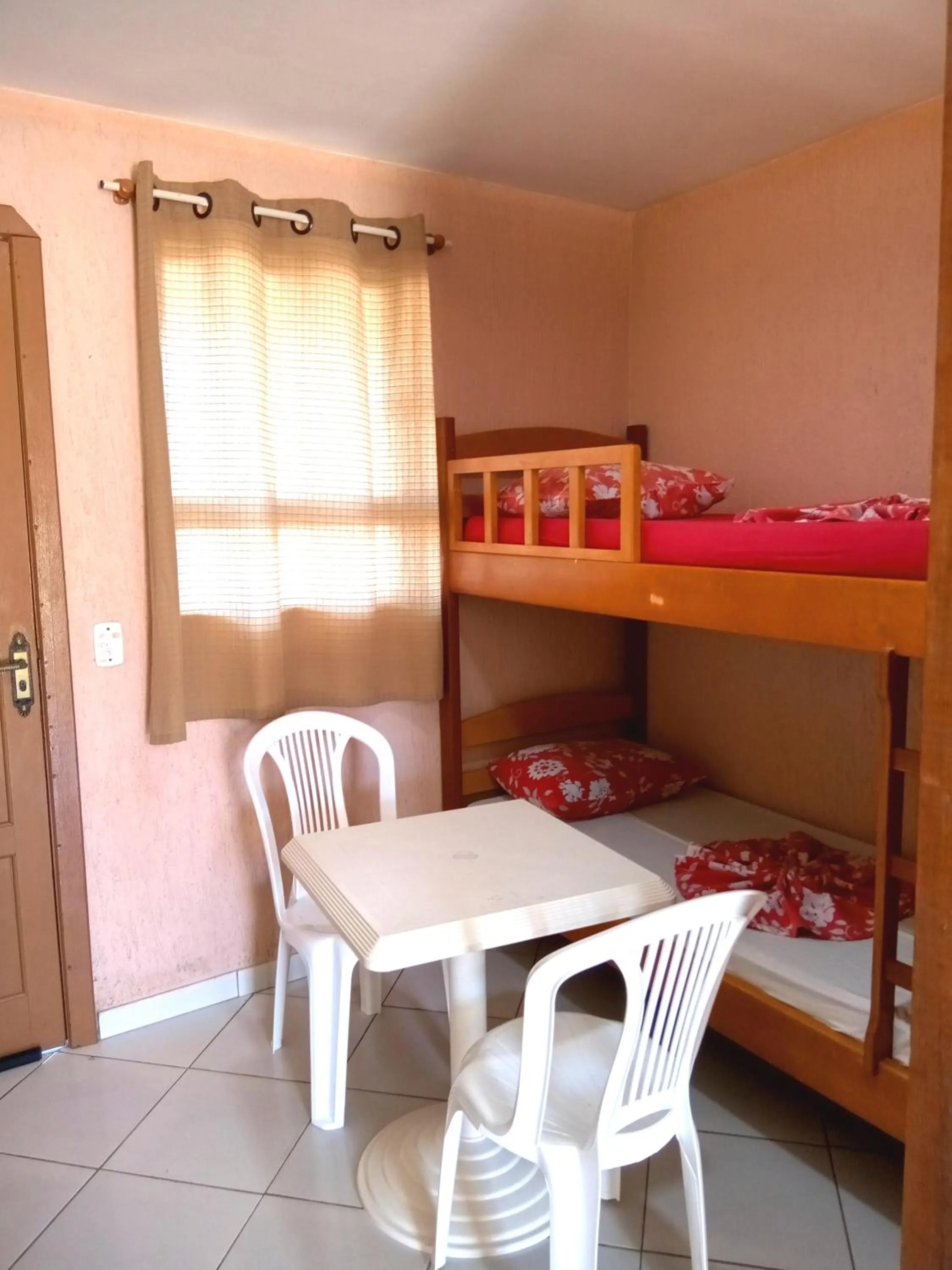 bunk bed in Pousada Mirante Dos Barcos