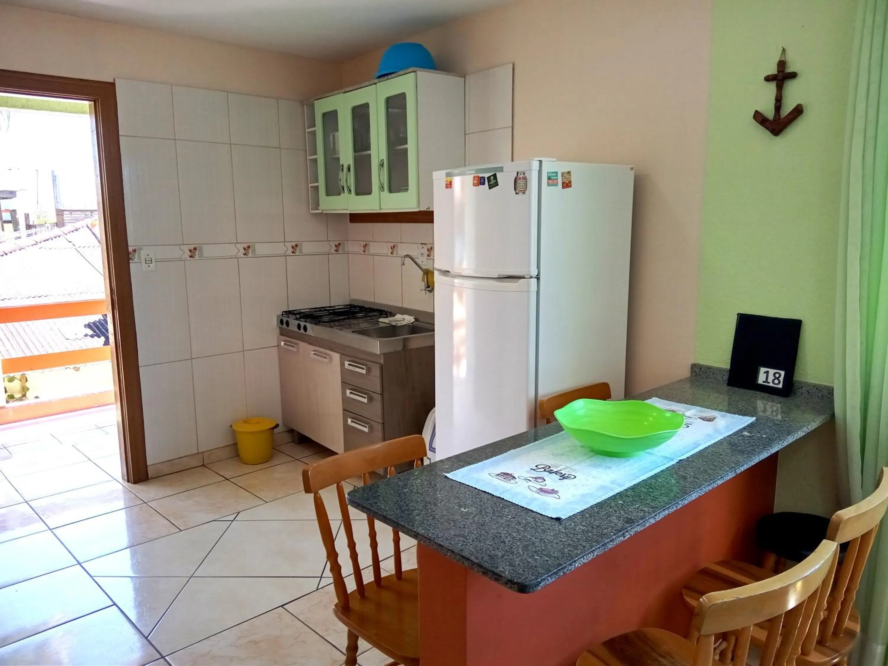 Communal kitchen in Pousada Mirante Dos Barcos