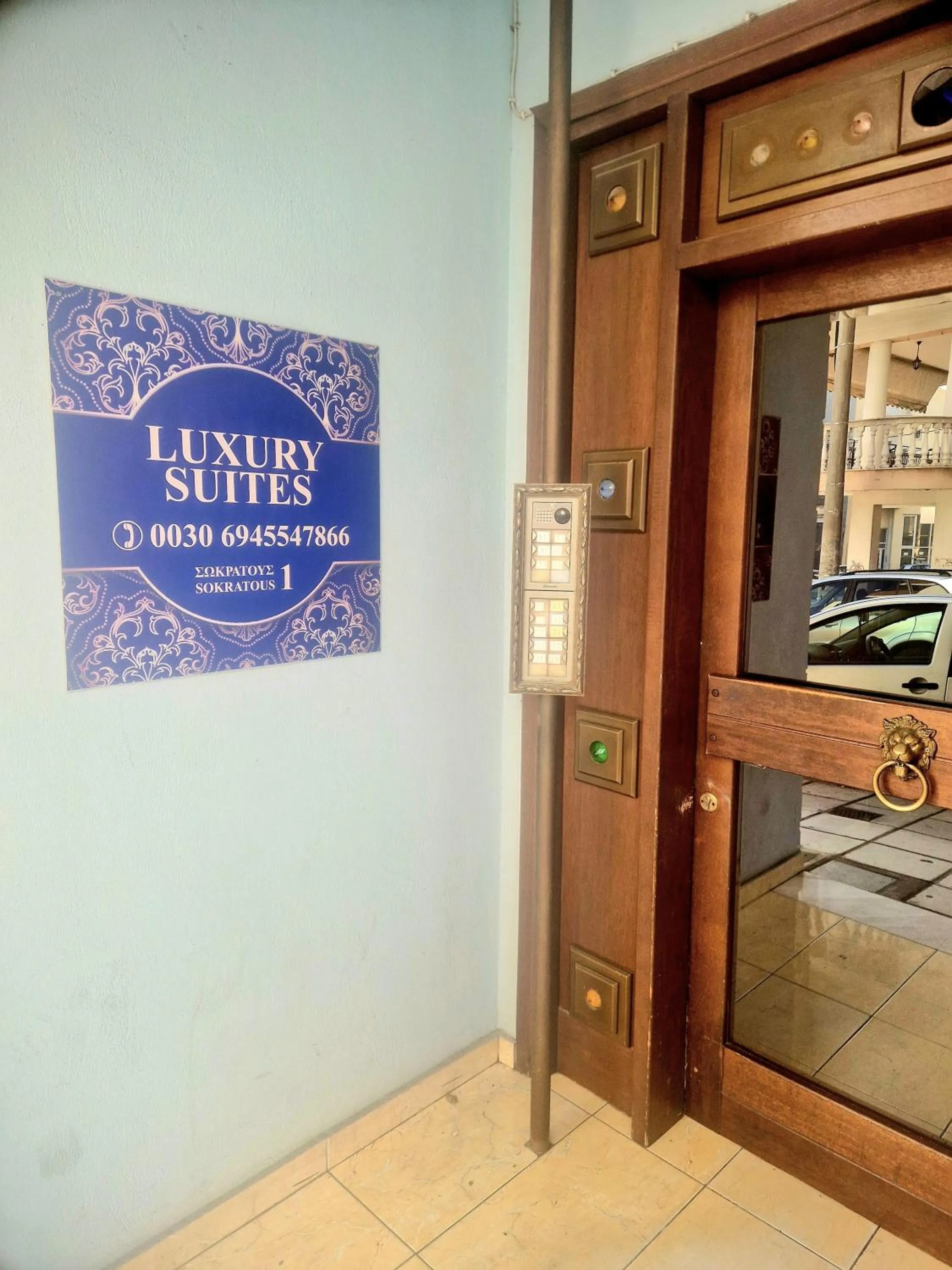 LUXURY SUITES - free parking