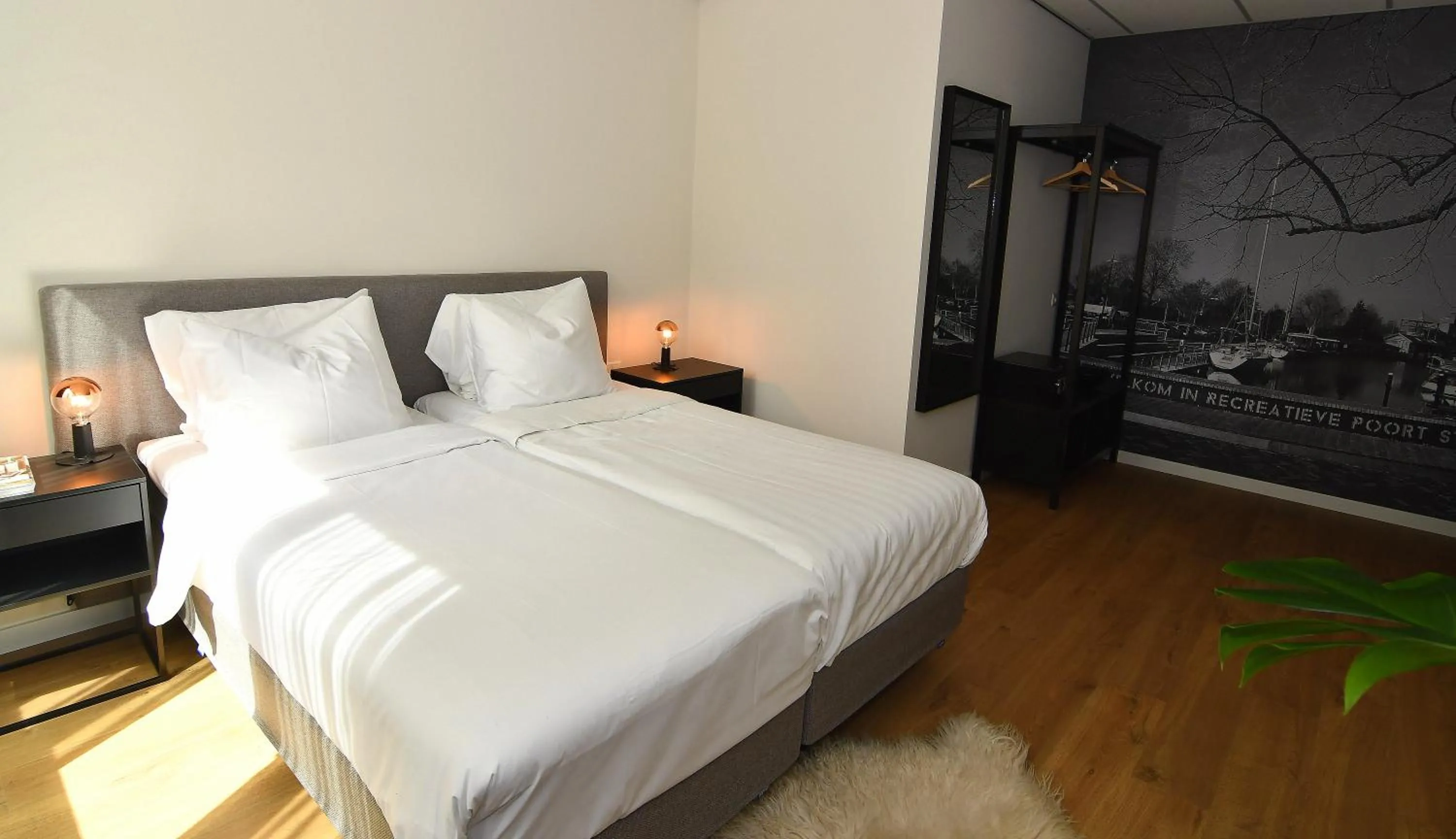 Bed in Hotel Brasserie de Kaai