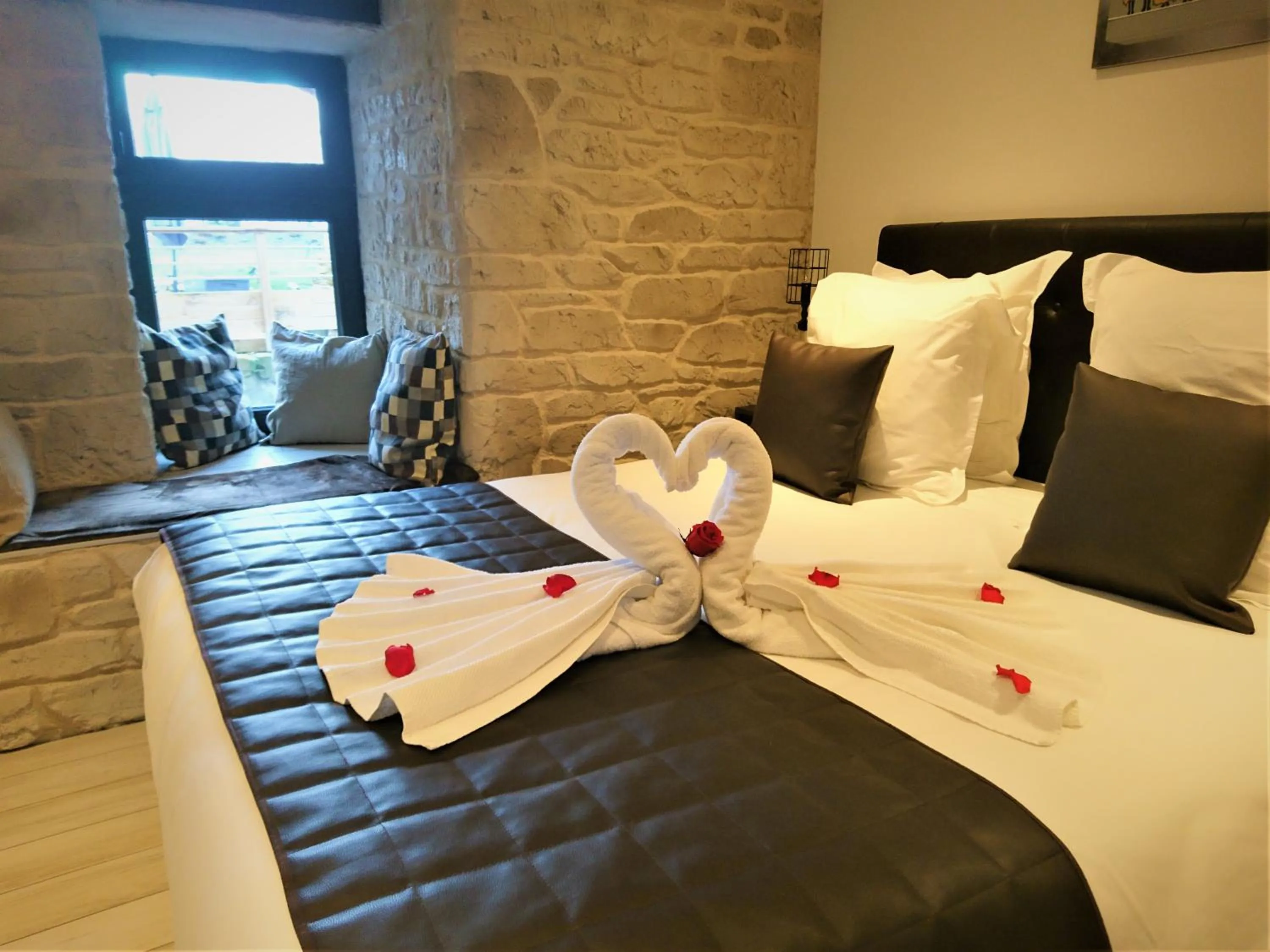 Bed in Le Moulin d'Oscar & Spa - Mulhouse Nord