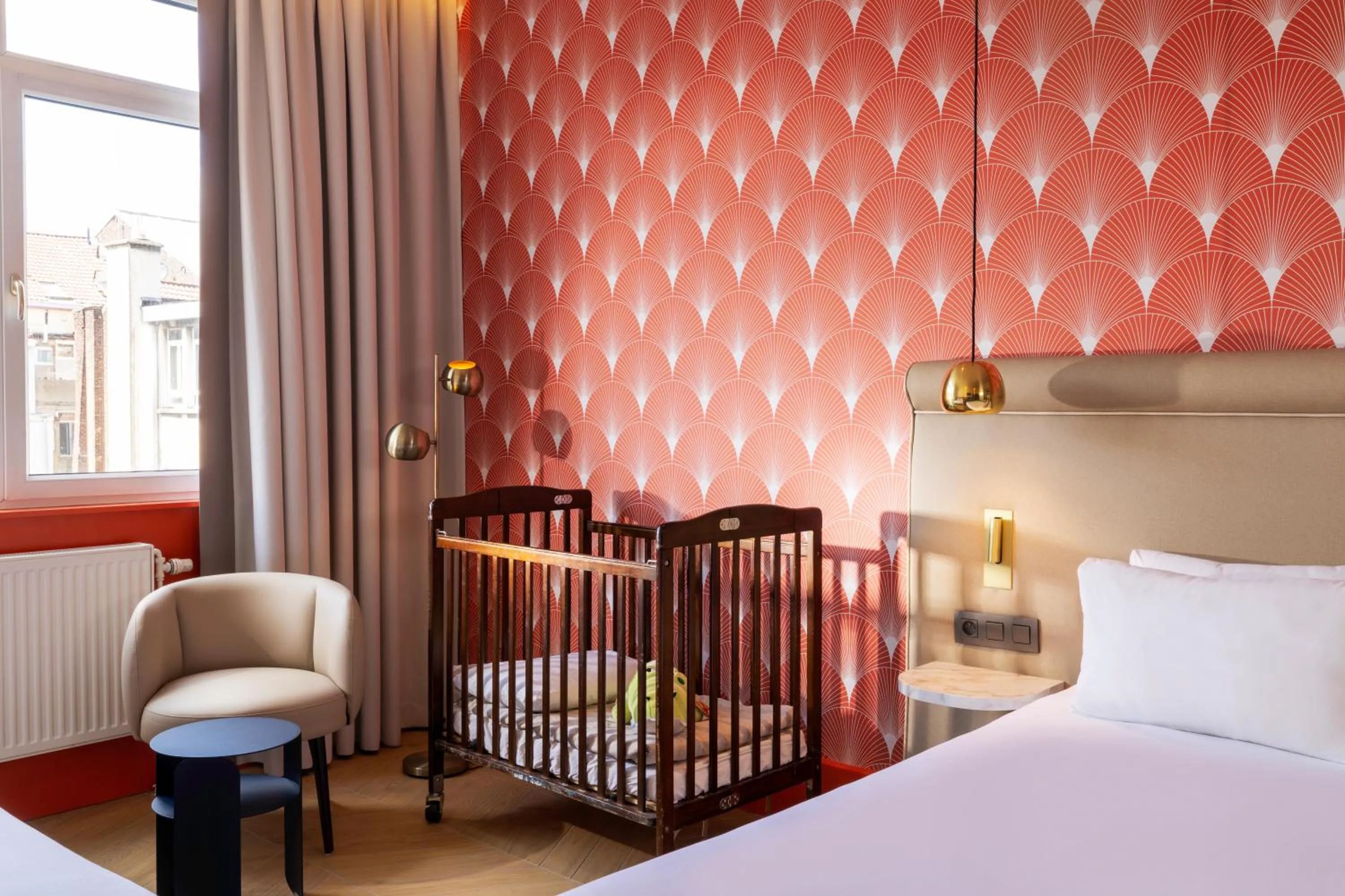 cot, Bed in Hotel The Augustin