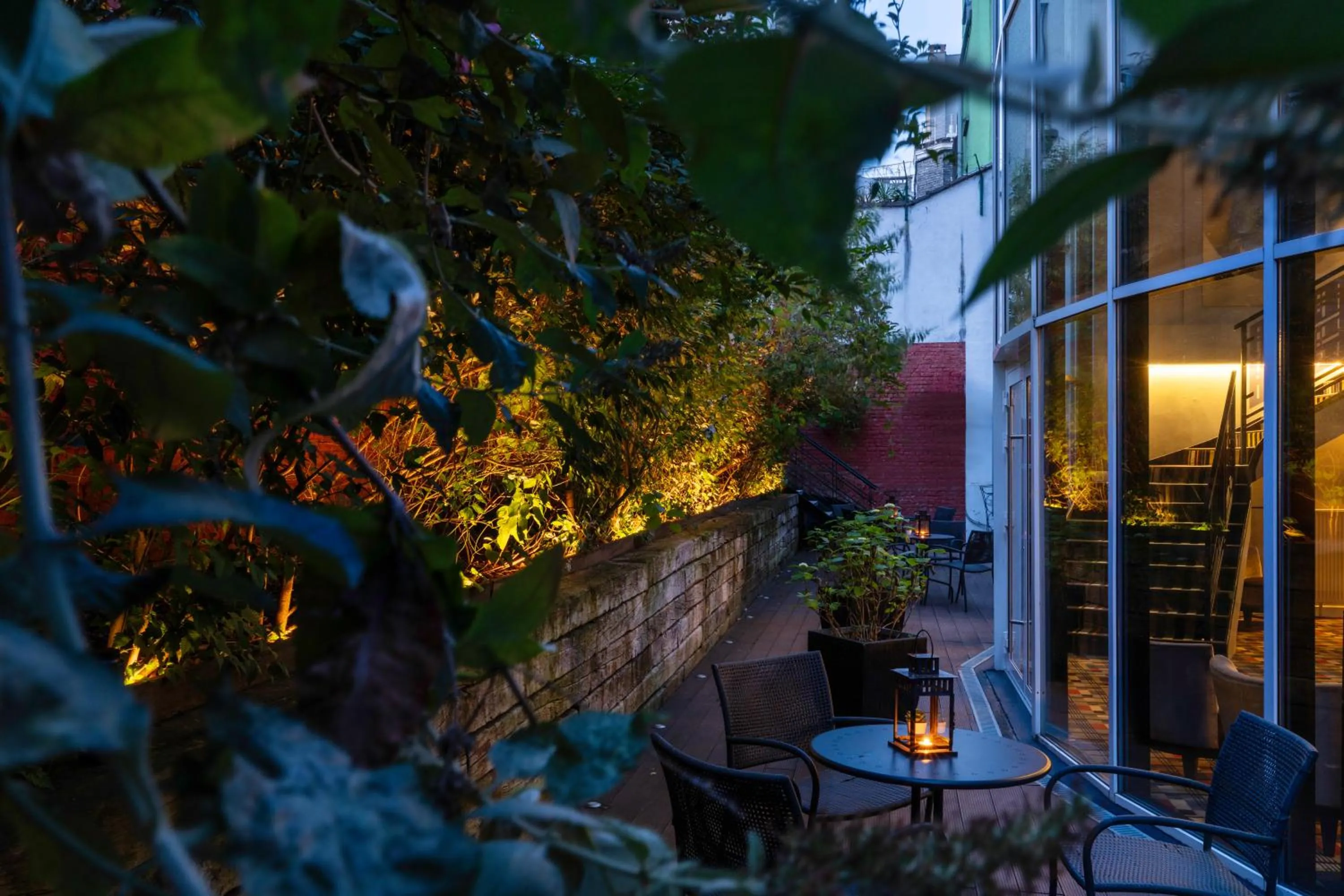 Night in Hotel The Augustin