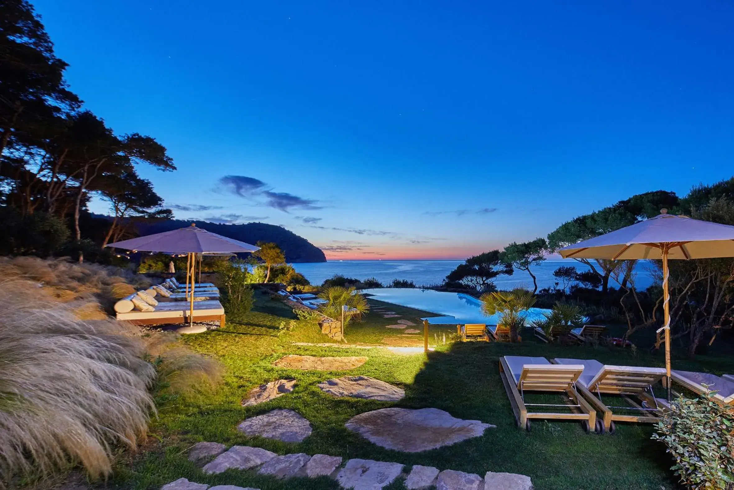 Swimming pool in Pleta de Mar, Grand Luxury Hotel by Nature - Adults Only Swimming pool in Pleta de Mar, Grand Luxury Hotel by Nature - Adults Only