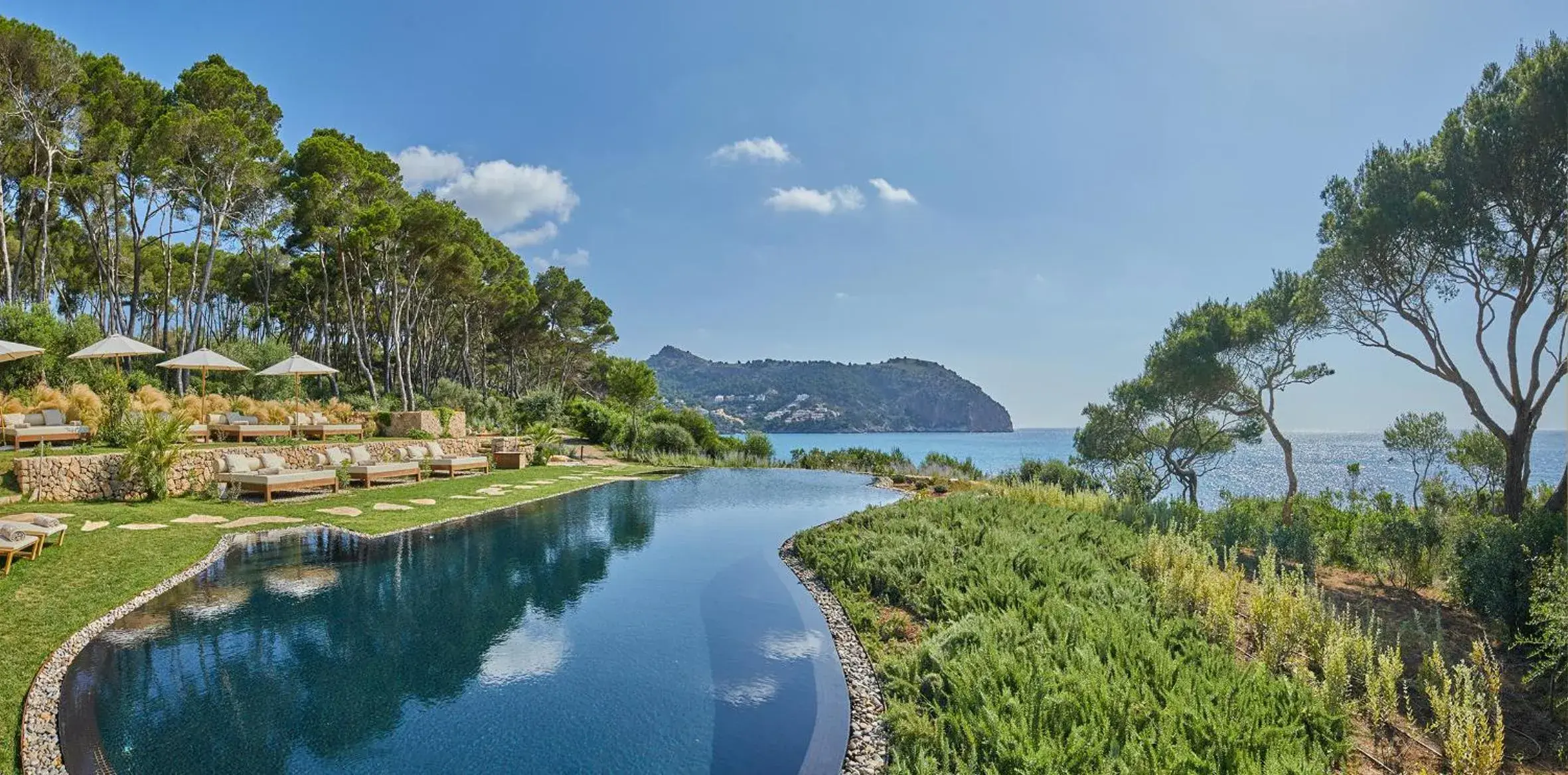 Swimming pool in Pleta de Mar, Grand Luxury Hotel by Nature - Adults Only Swimming pool in Pleta de Mar, Grand Luxury Hotel by Nature - Adults Only