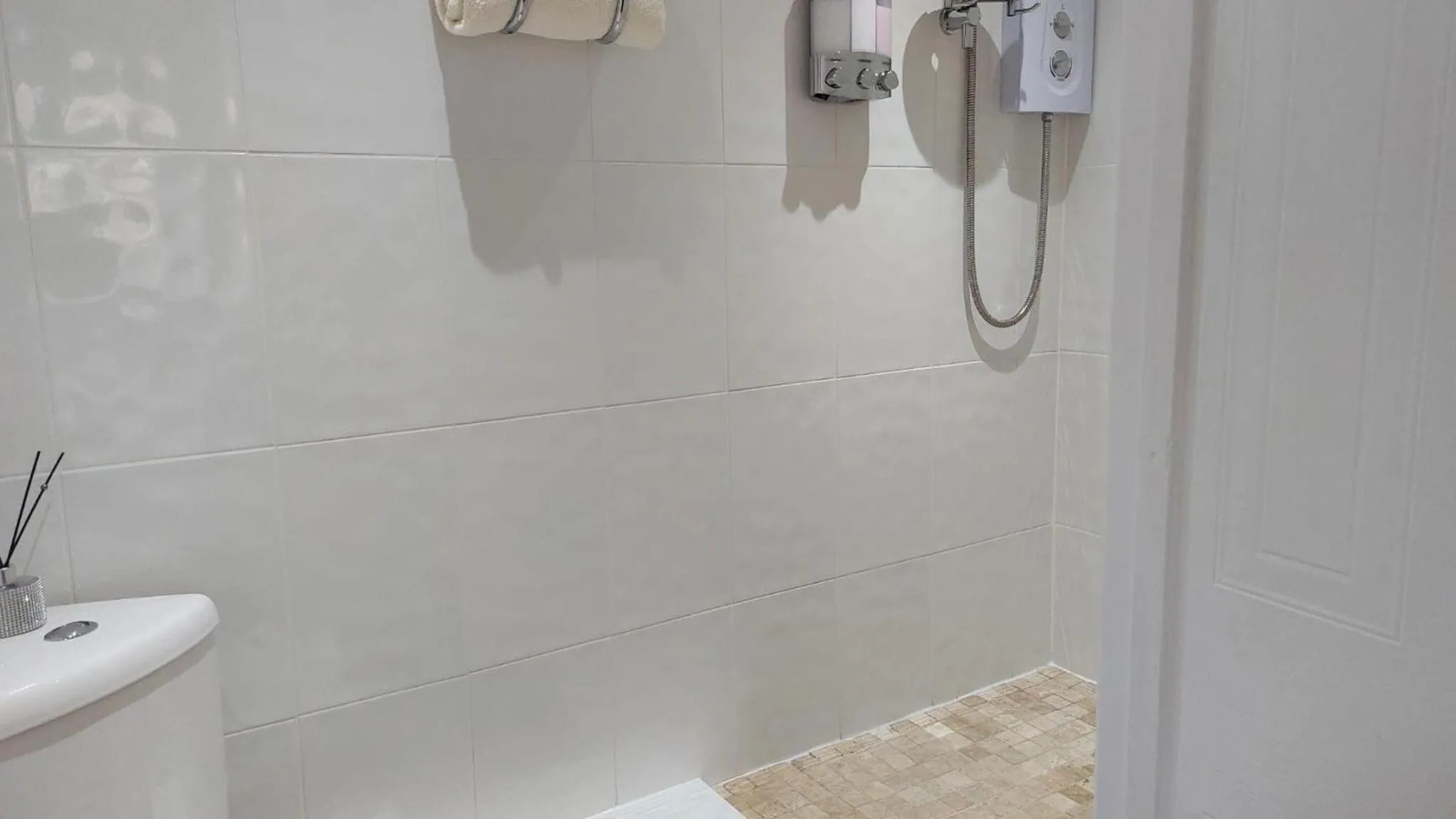 Bathroom in Ashleigh House