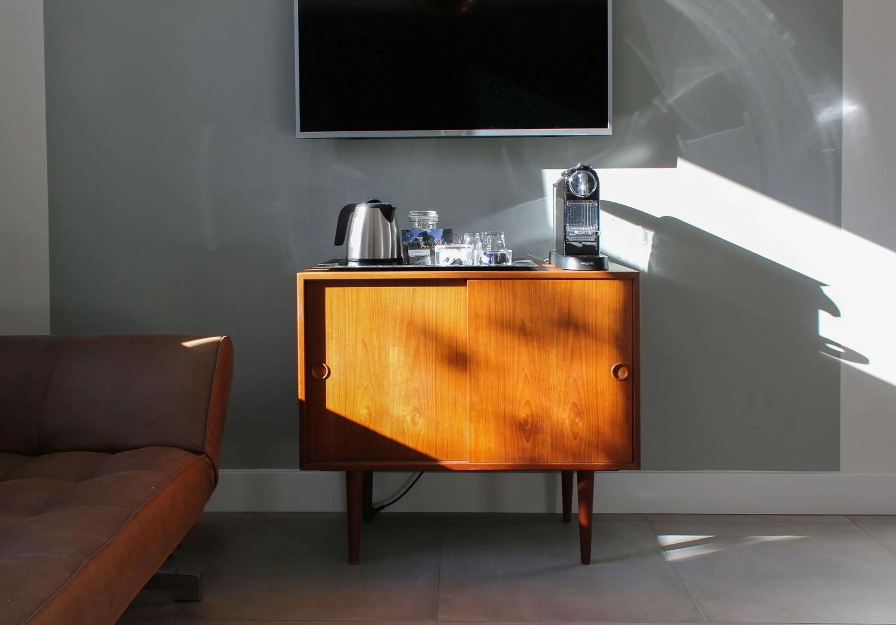 Photo of the whole room in Boutique Hotel Nieuw Uilenburg