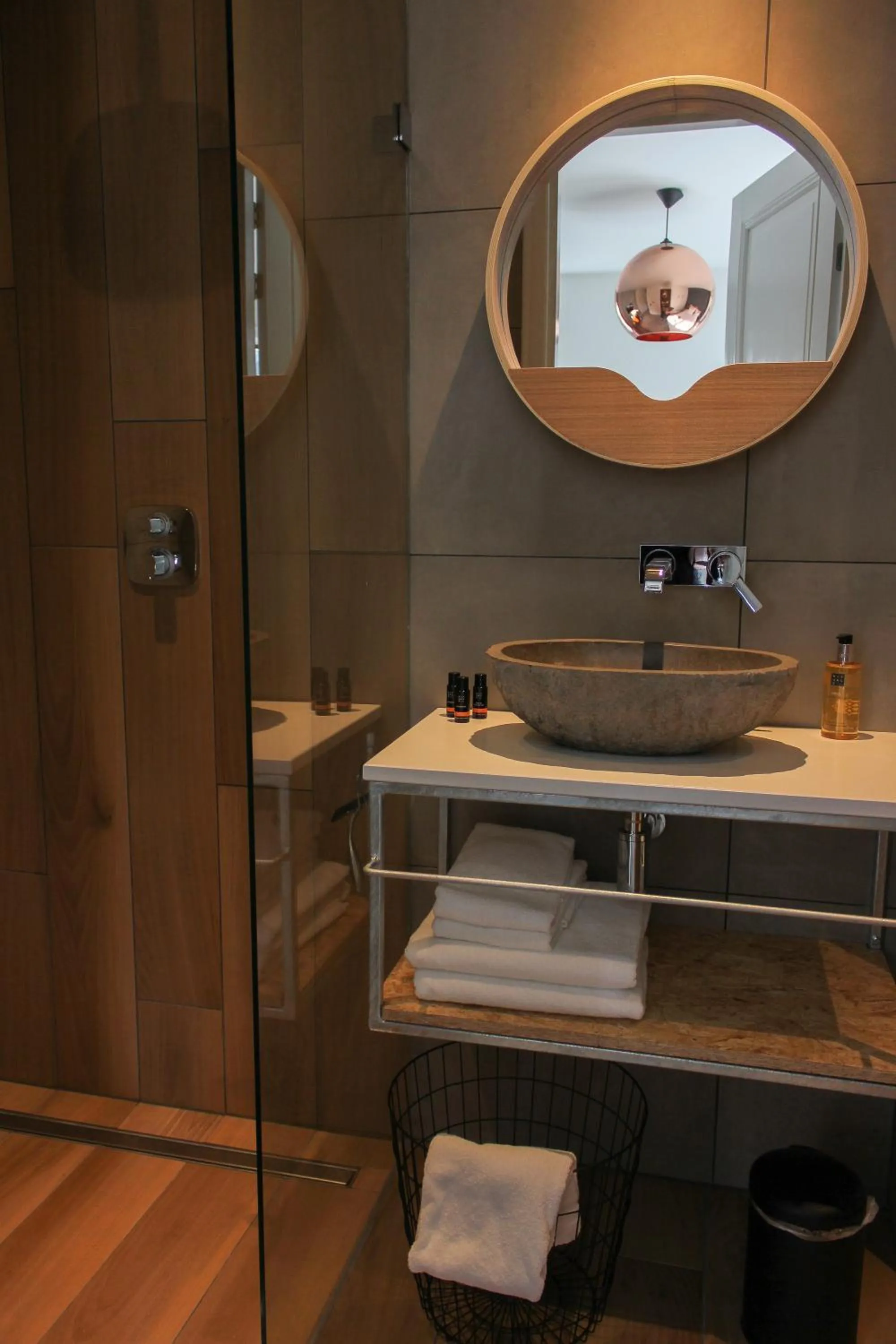 Decorative detail in Boutique Hotel Nieuw Uilenburg