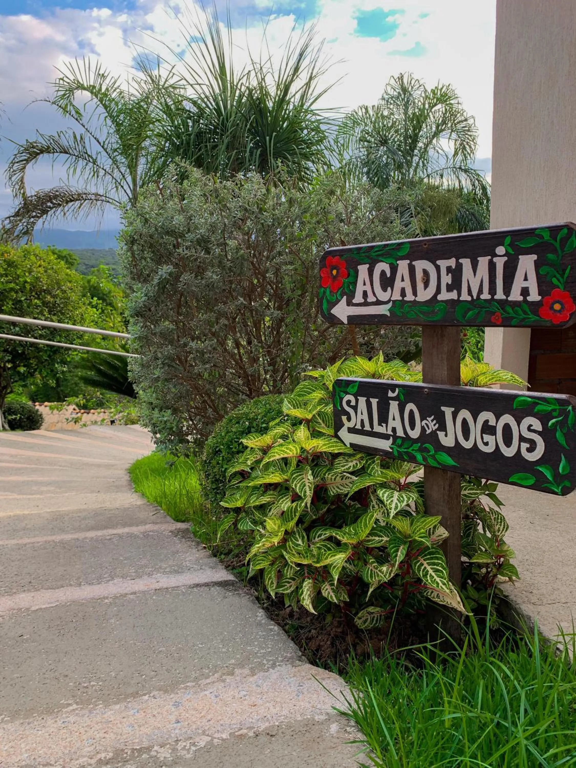 Property logo or sign in Pousada Verde Villas