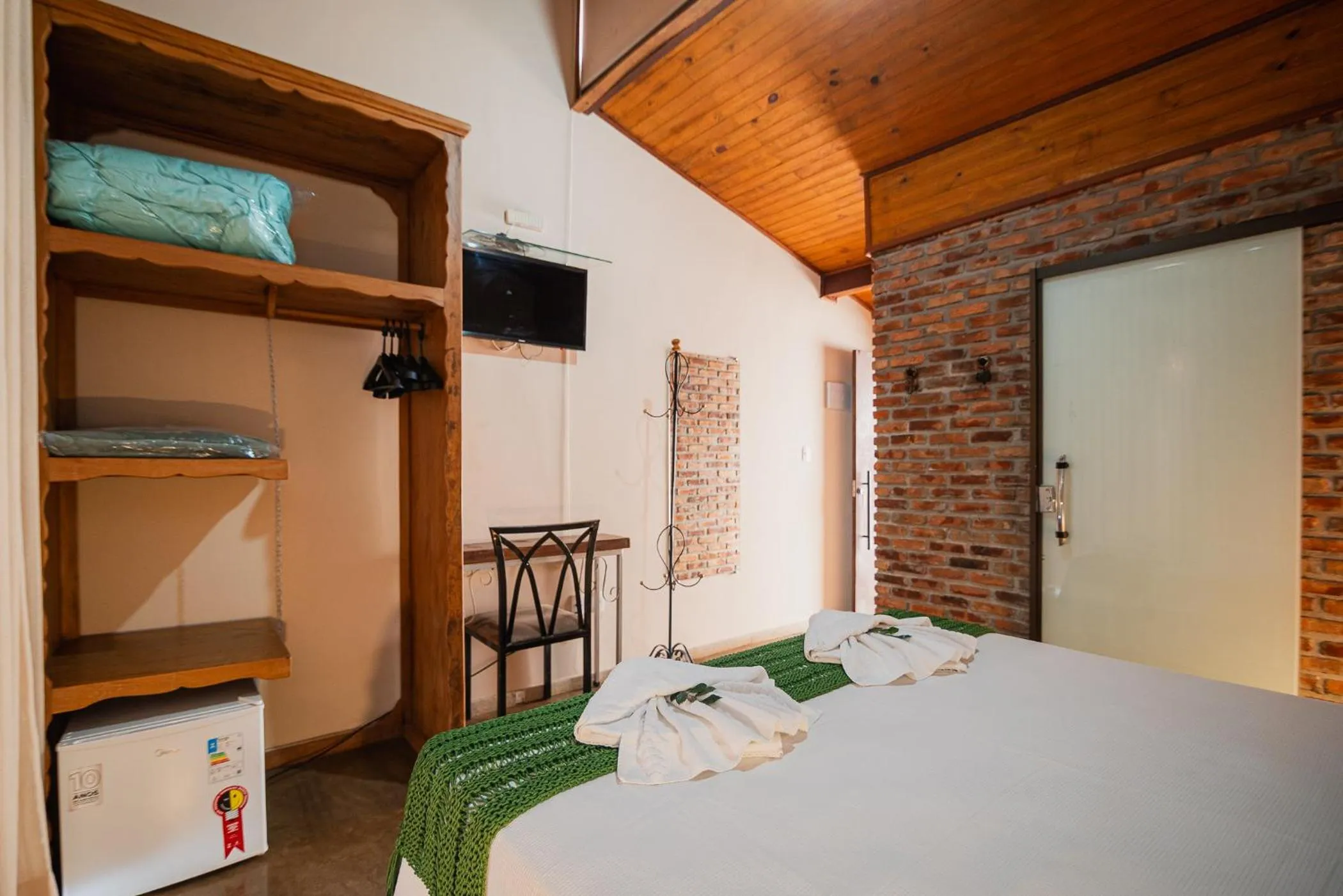 Photo of the whole room, Bed in Pousada Verde Villas