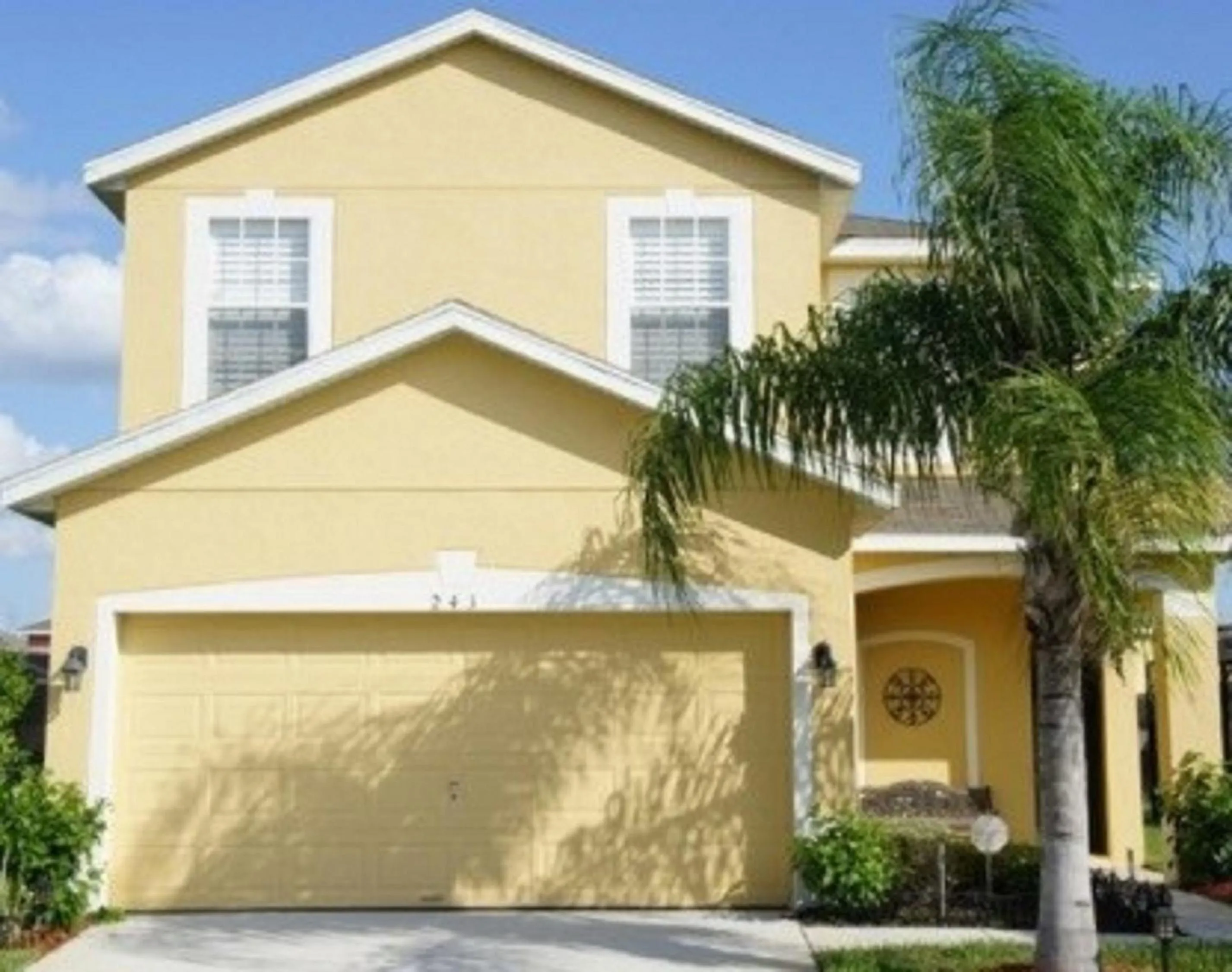 Facade/entrance in Cozy Villa With South Facing Pool