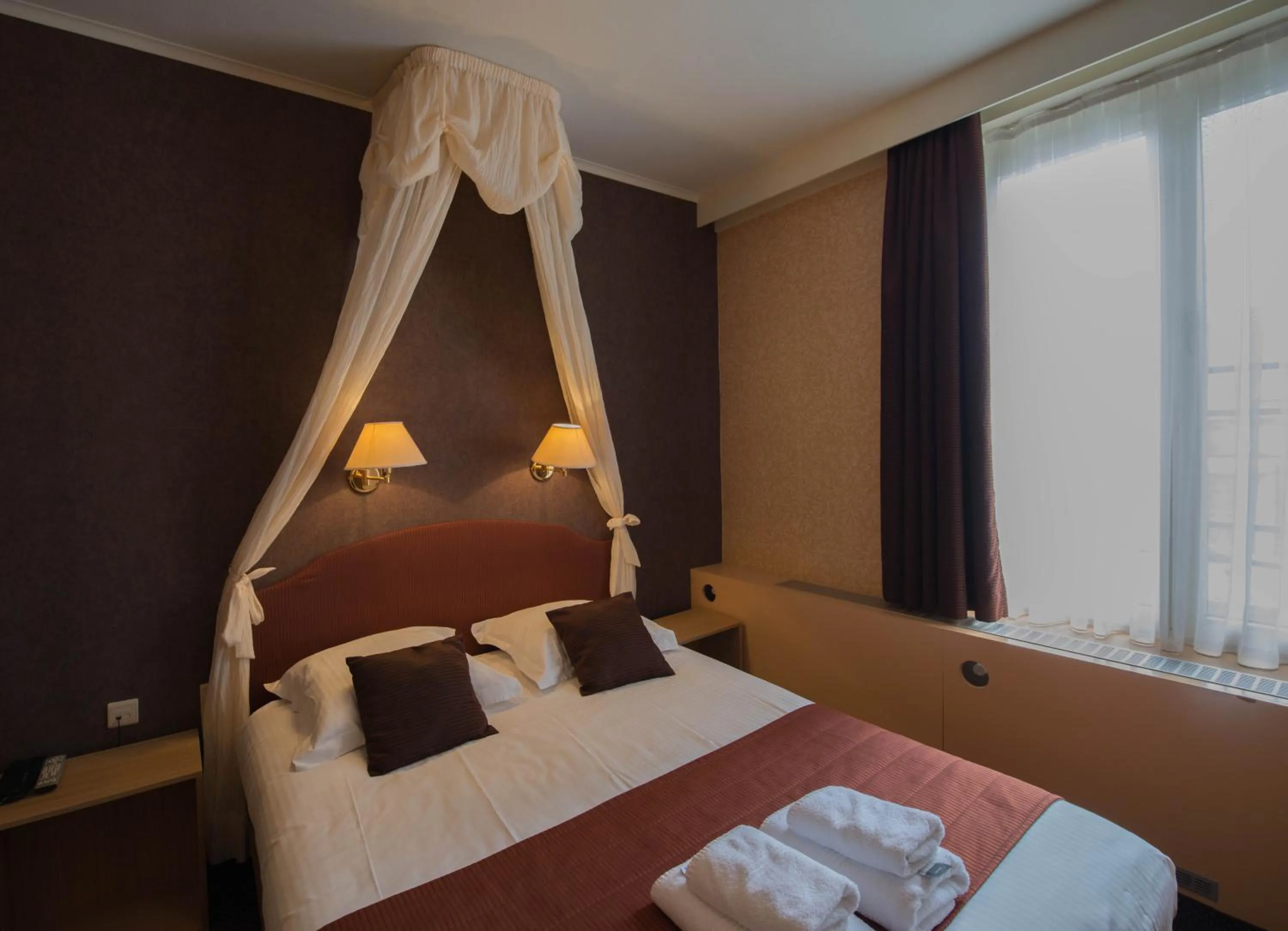 Bed in Hotel Groeninghe