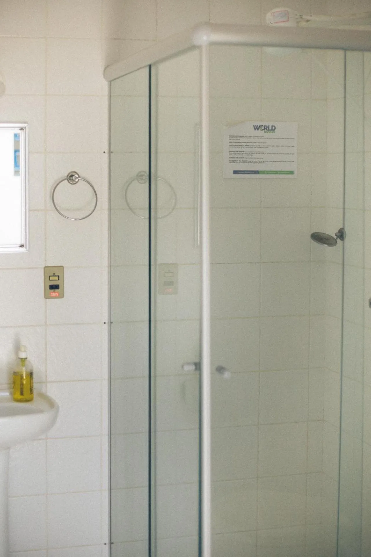 Bathroom in World Hostel - Canasvieiras