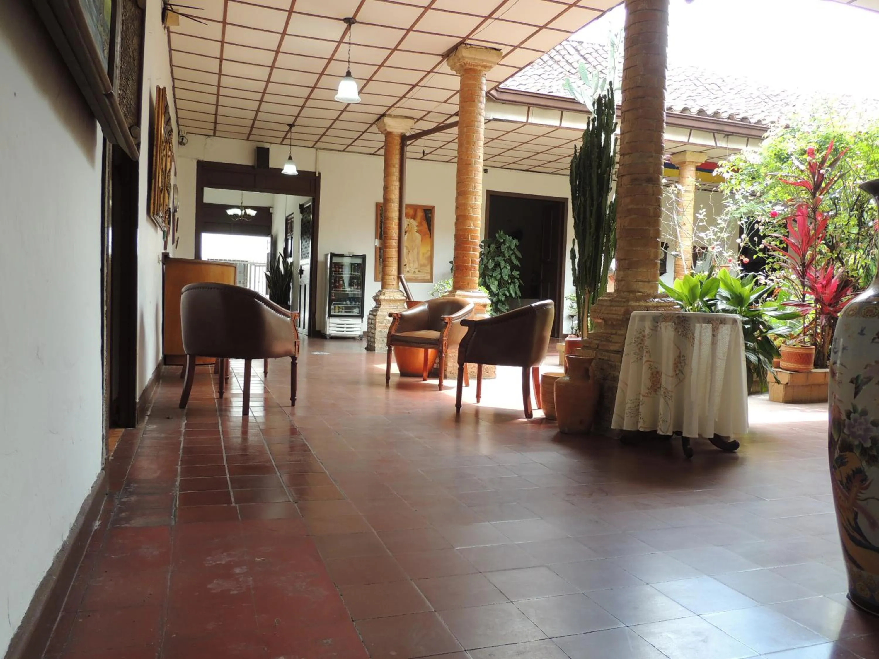 Hotel Real