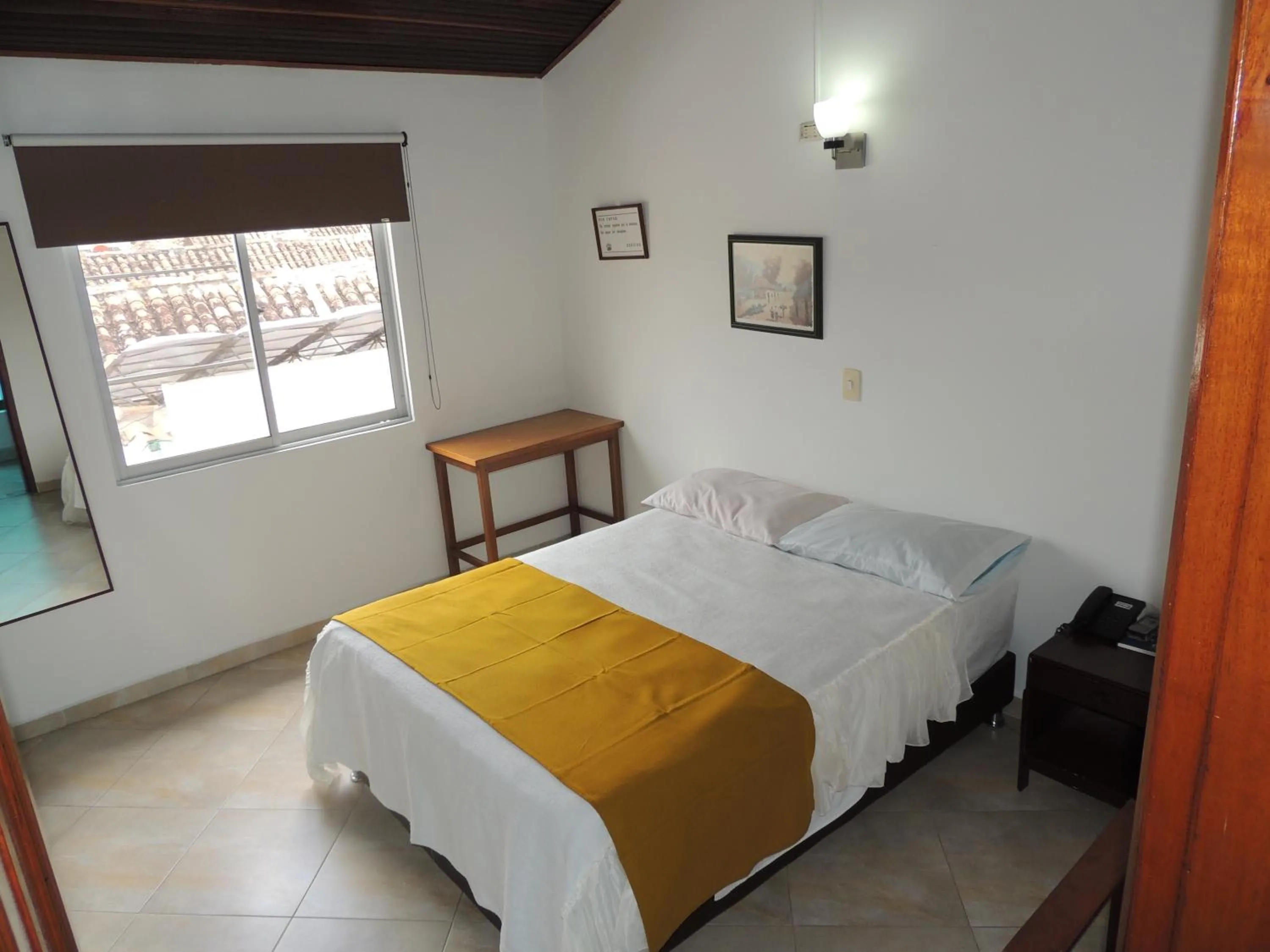 Double Room - single occupancy in Hotel Real