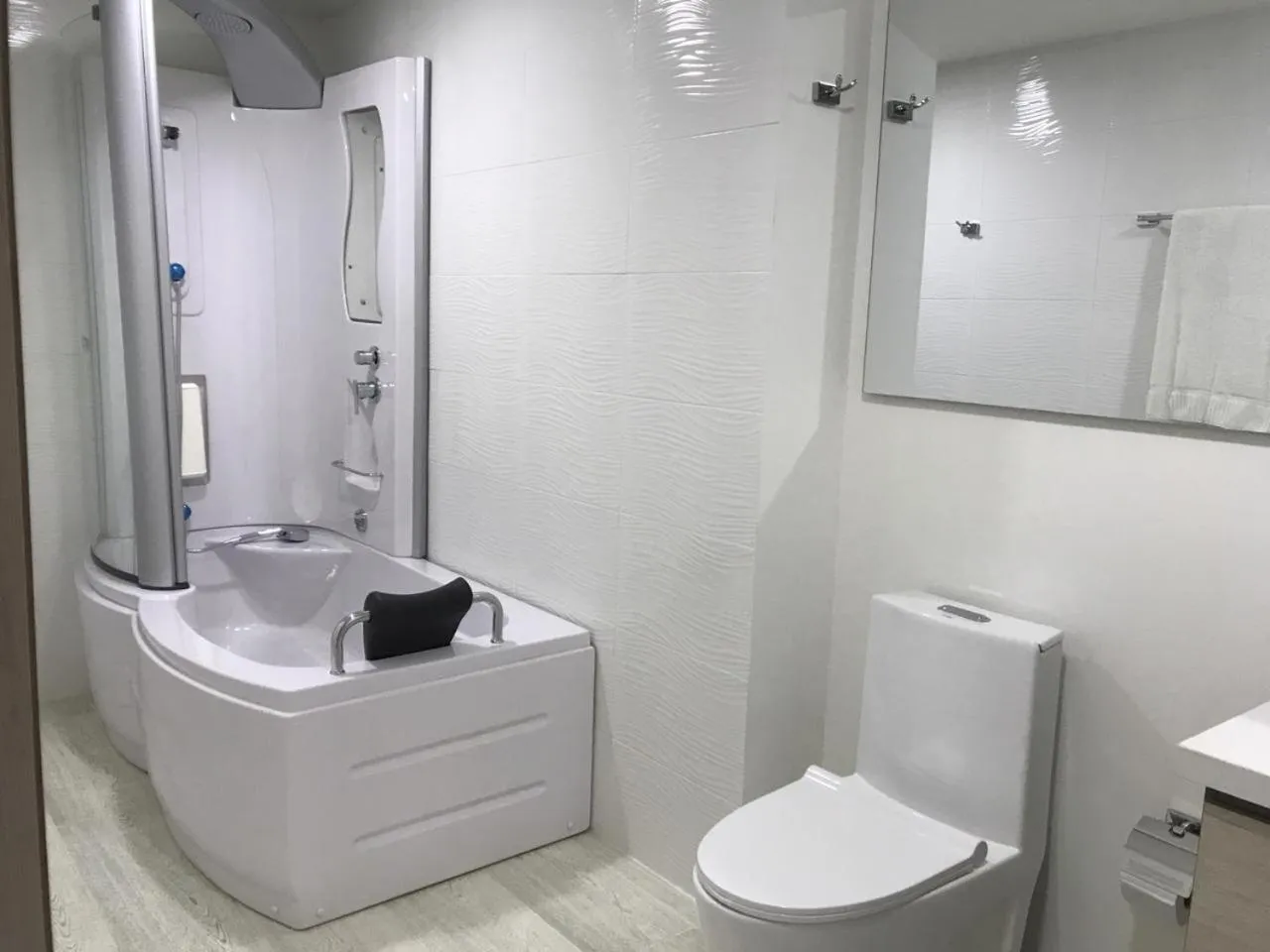 Hot Tub in Hotel Los Cristales