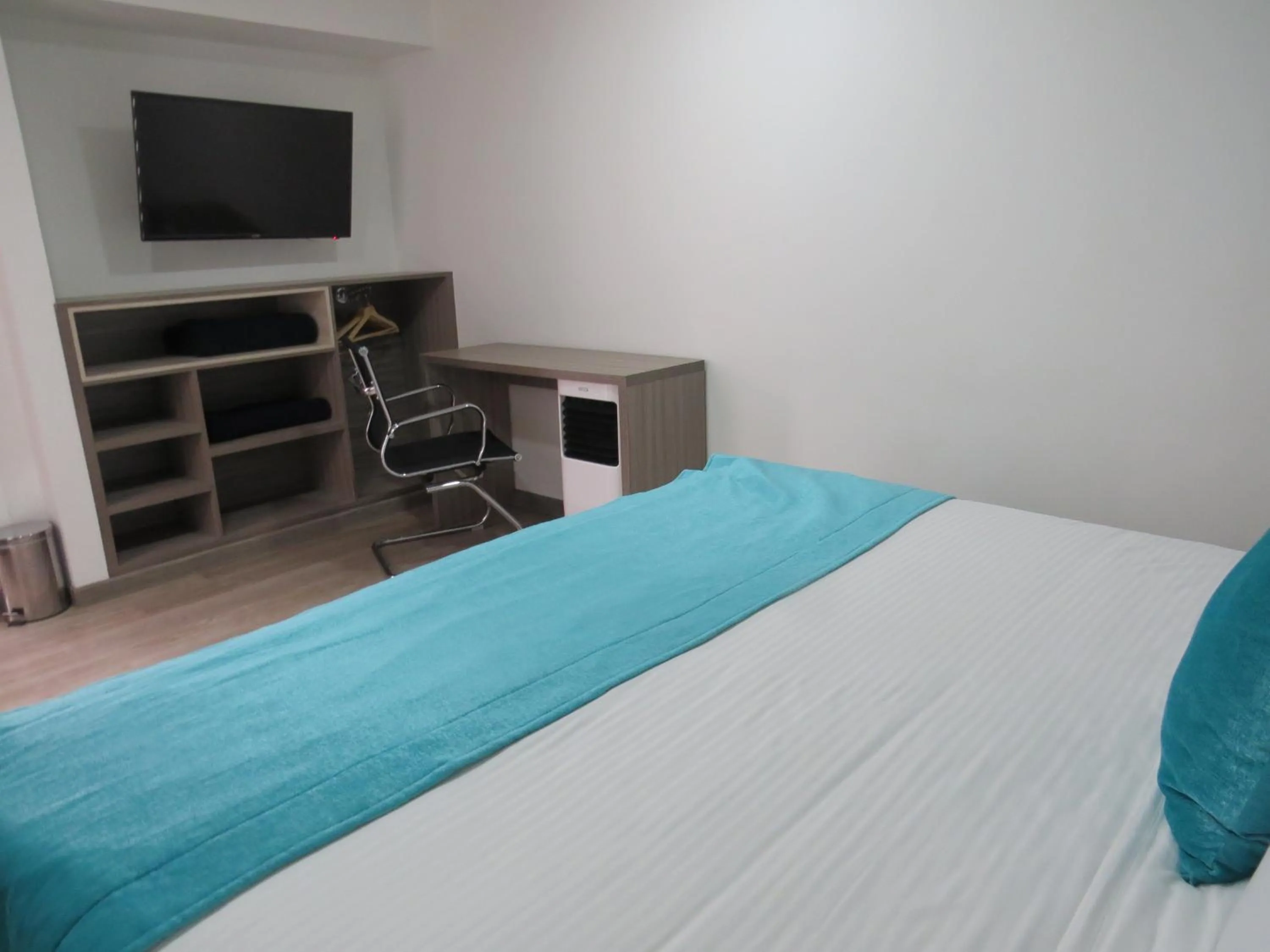 Bedroom, Bed in Hotel Los Cristales