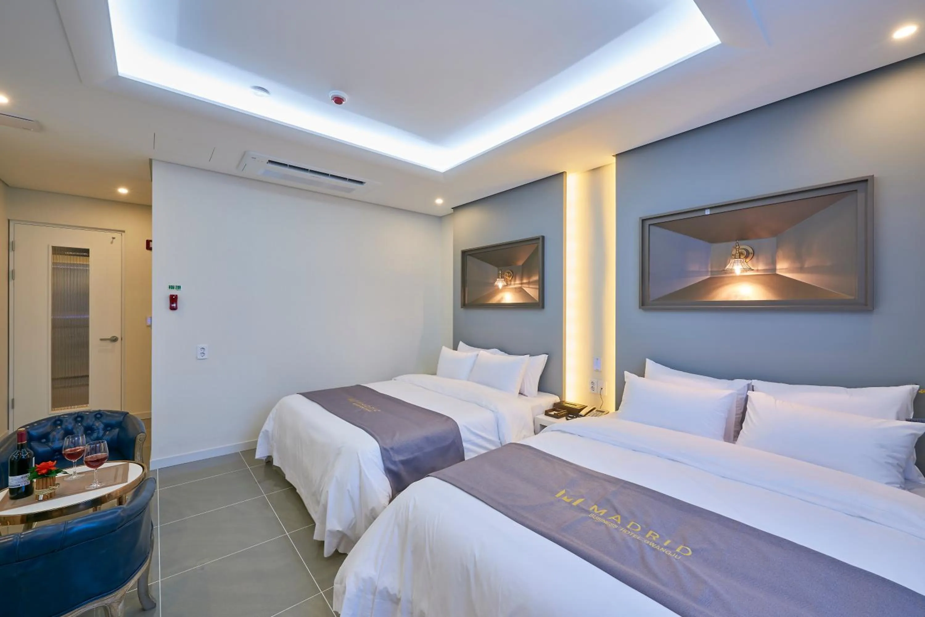 Photo of the whole room, Bed in Gwangju Madrid Hotel