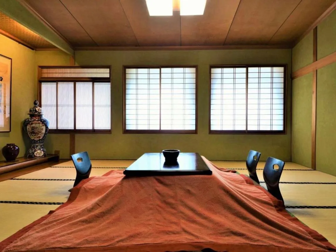 Bed in Irorinoyado Ashina