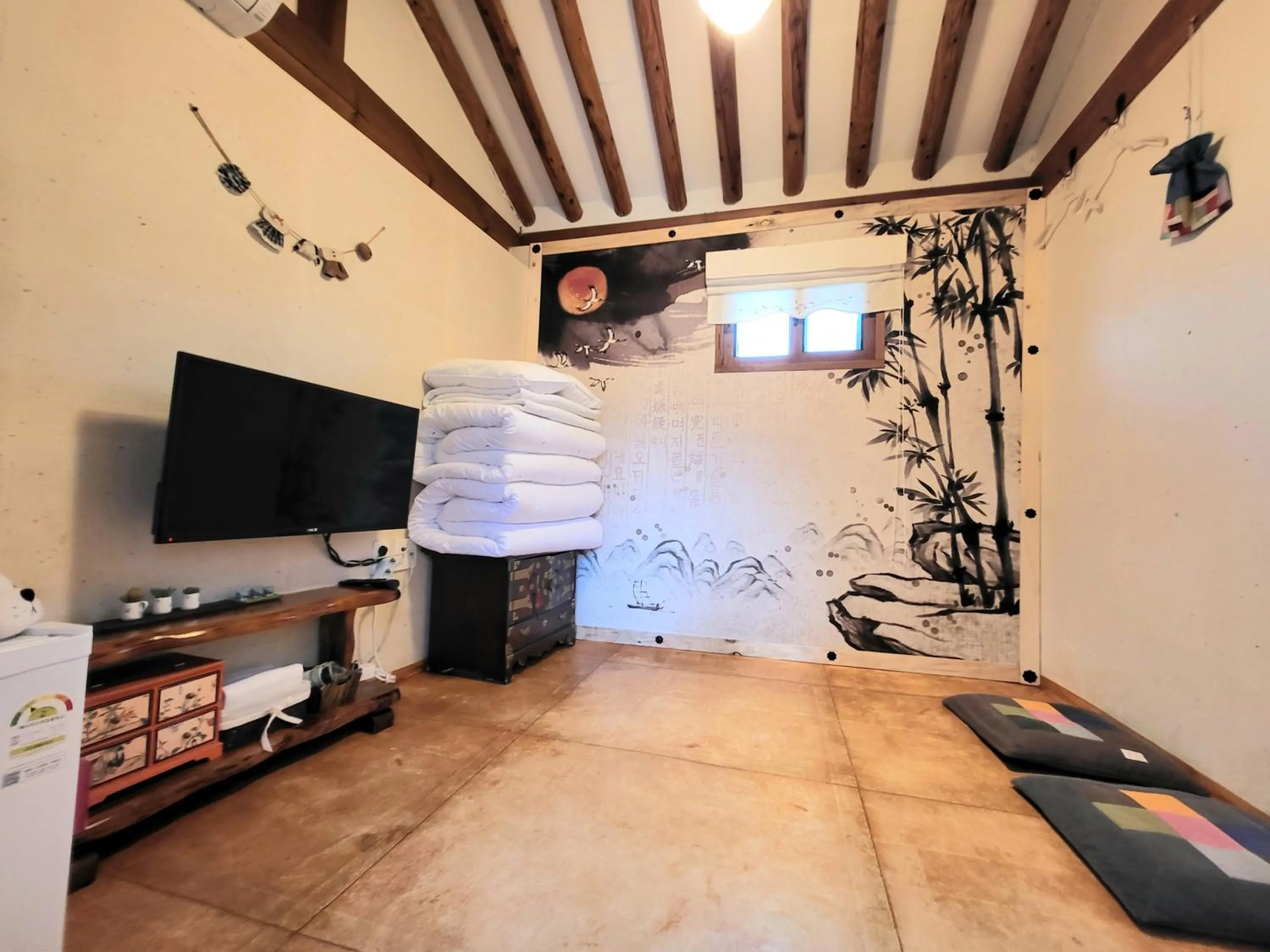 TV and multimedia in Sori poonggyung