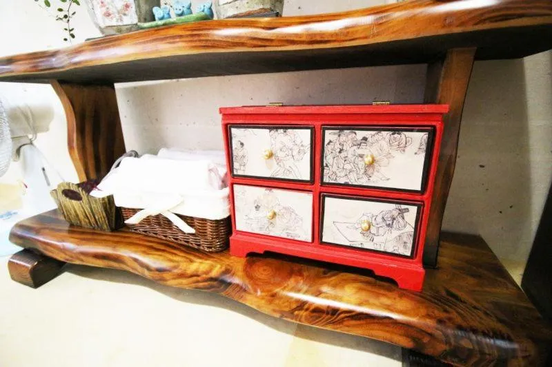 Decorative detail in Sori poonggyung