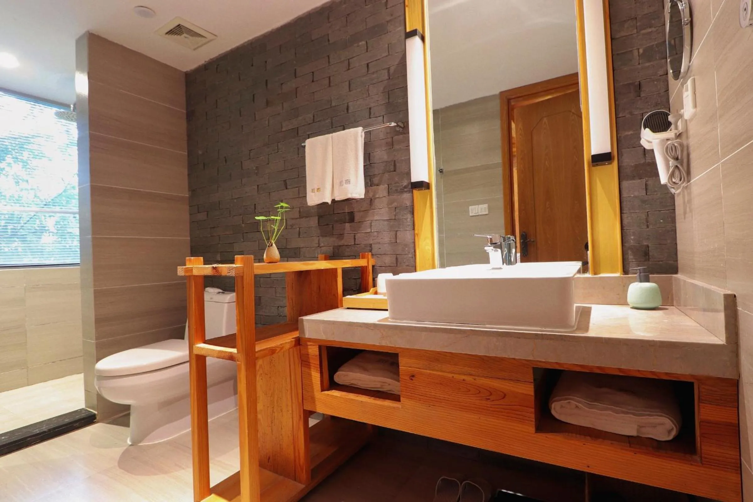 Toilet in Mild Spring Boutique Hotel