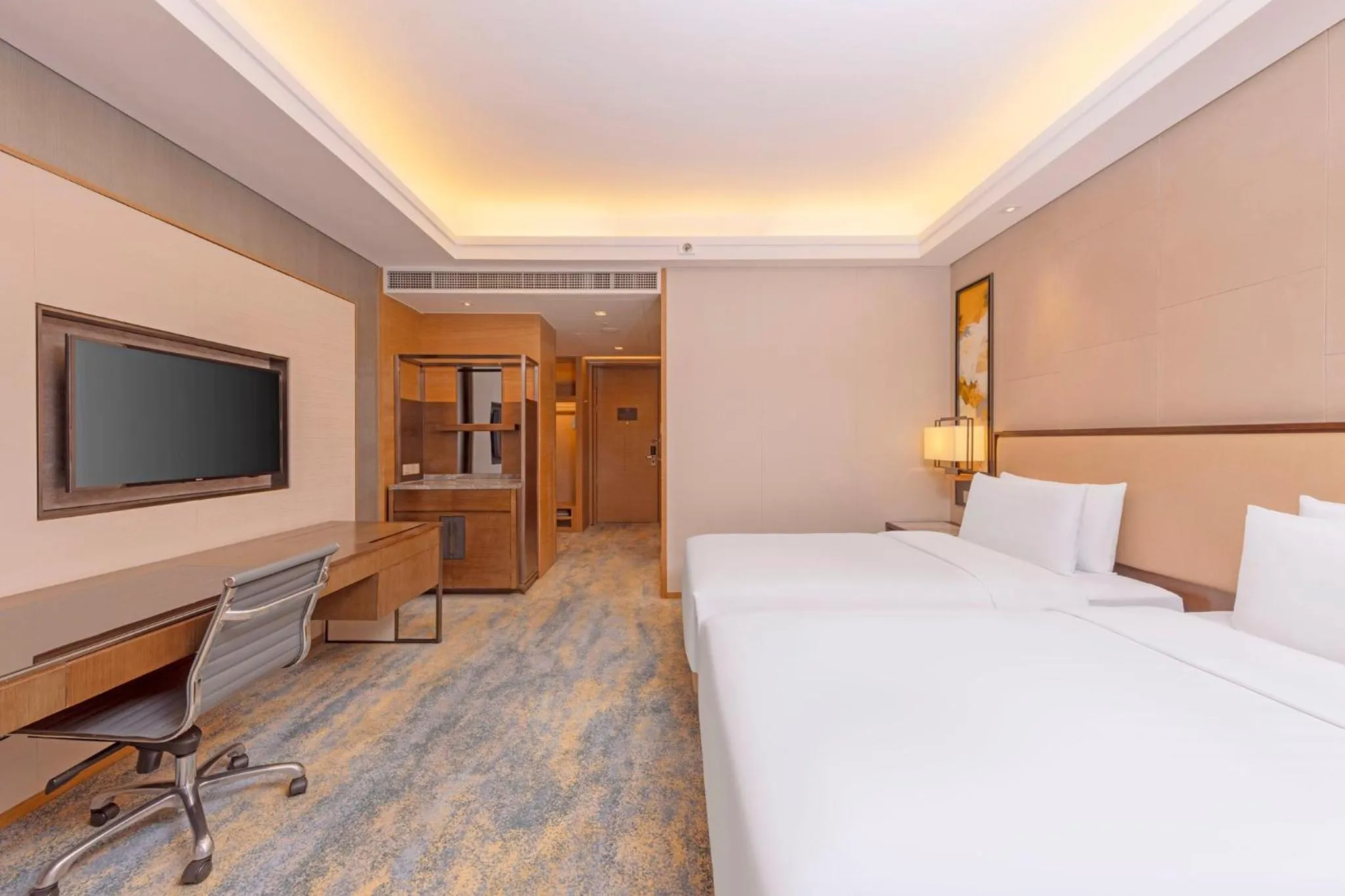 Photo of the whole room, Bed in Shangri-La Songbei, Harbin