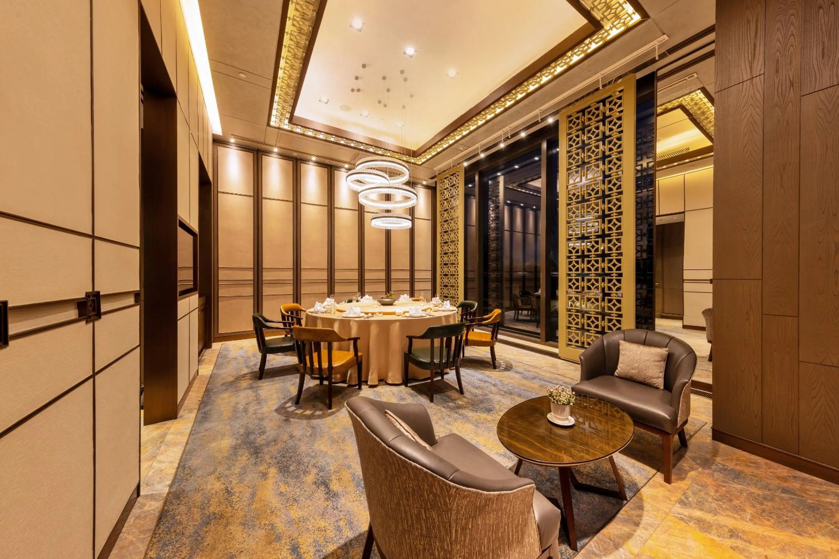 Restaurant/places to eat in Shangri-La Songbei, Harbin