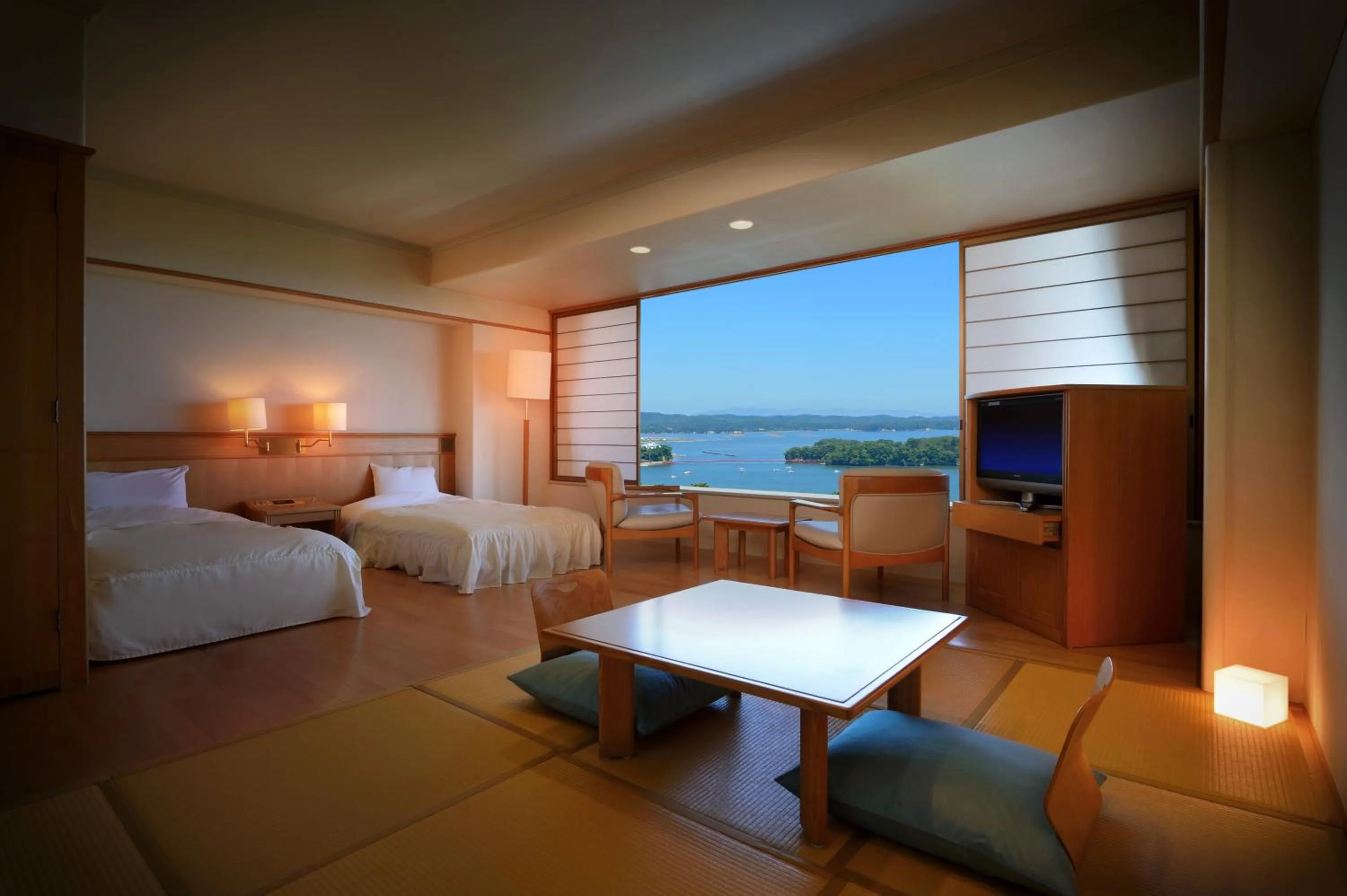 Photo of the whole room, Bed in Hotel Matsushima Taikanso