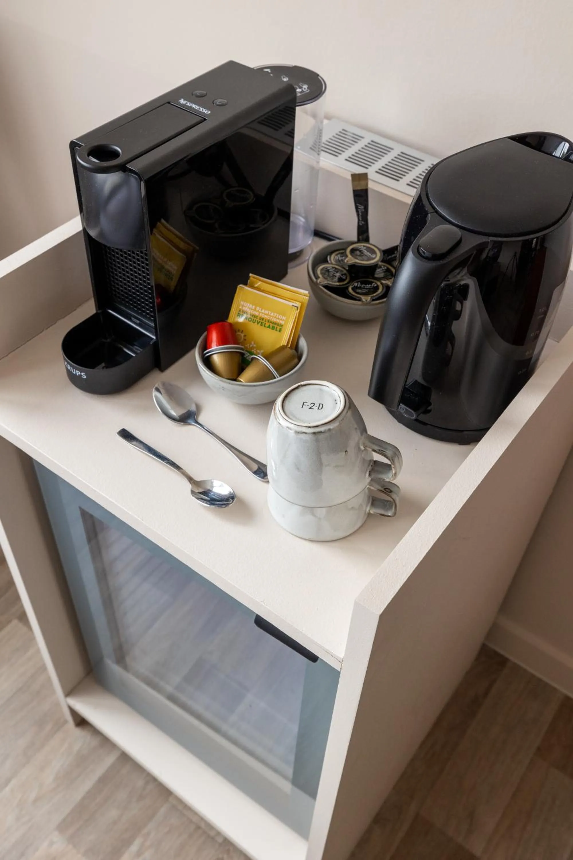 Coffee/tea facilities in Hotel Olympia in Bruges